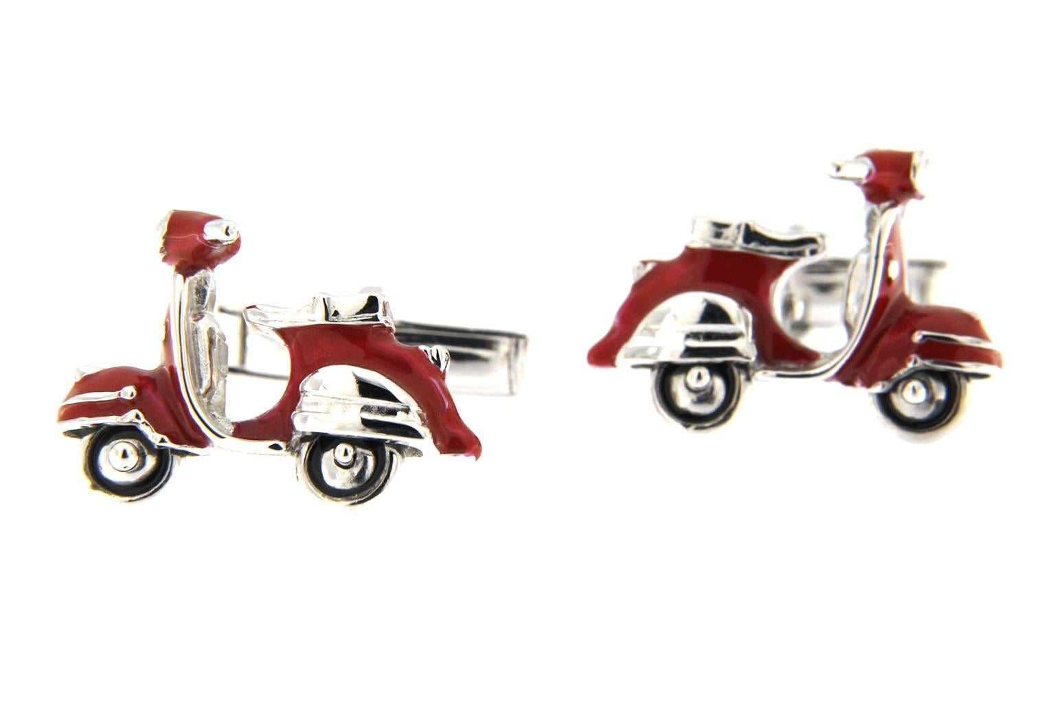 Jona design collection, hand crafted in Italy, enameled sterling silver scooter cufflinks.
Dimensions : H 0.65 in x W 0.90 in x D 0.20 in - H 16.60 mm x W 23.05 mm X D 5.17 mm.
All Jona jewelry is new and has never been previously owned or worn.
