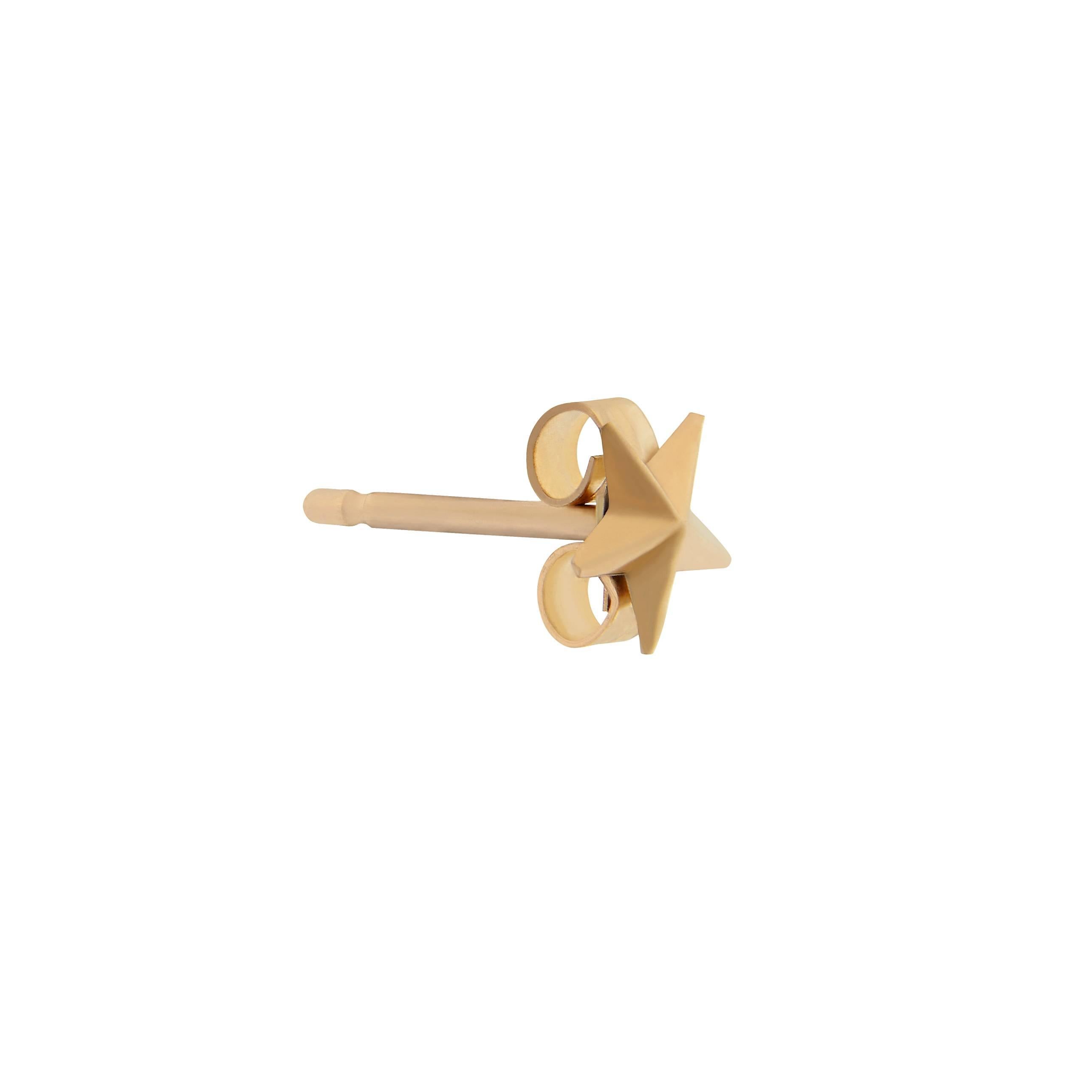 *MADE TO ORDER - 3 WEEK LEAD TIME*

9ct gold Star studs