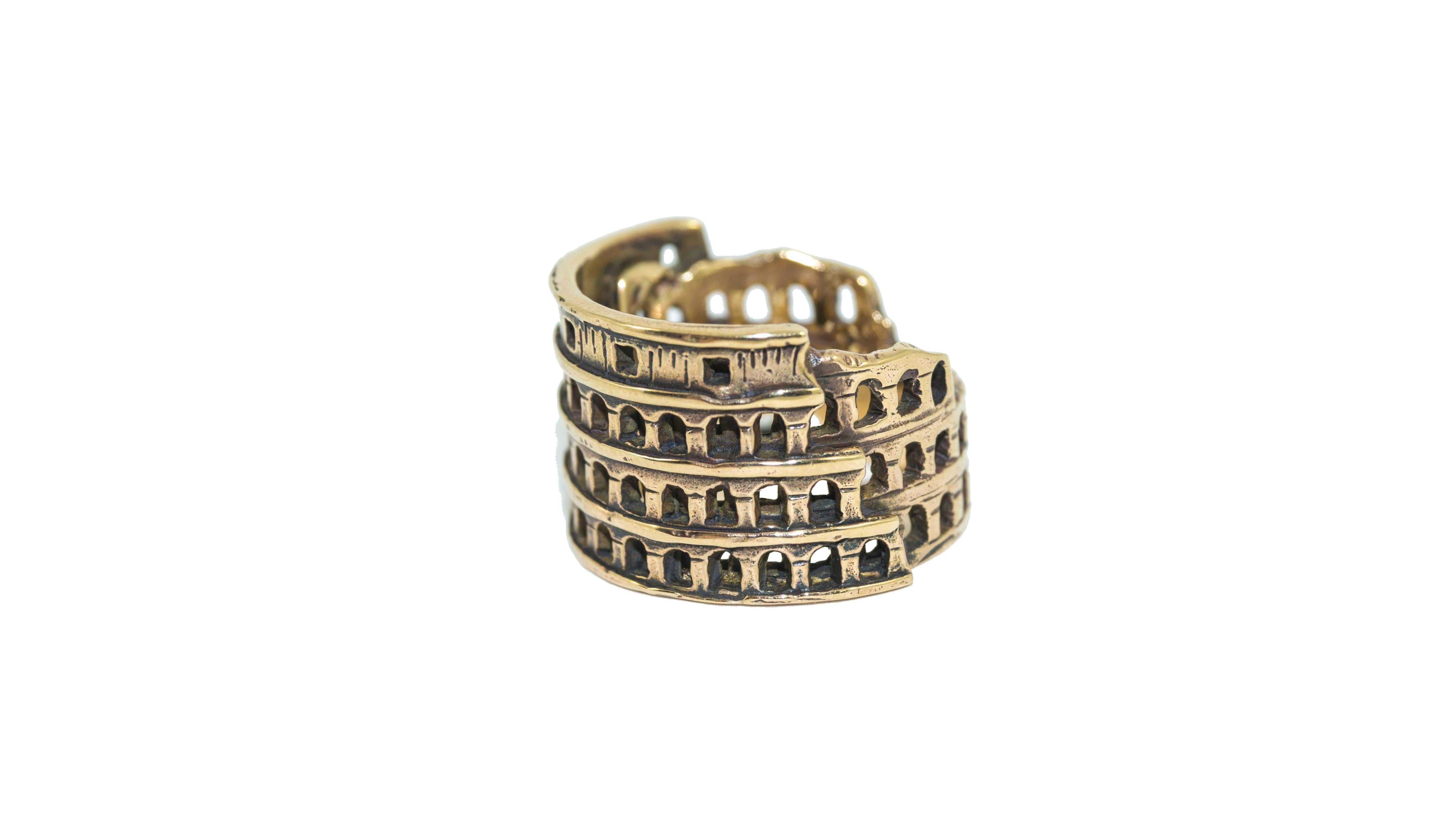 *MADE TO ORDER - 5 WEEK LEAD TIME*

9ct Yellow gold Zara Simon Roma ring.