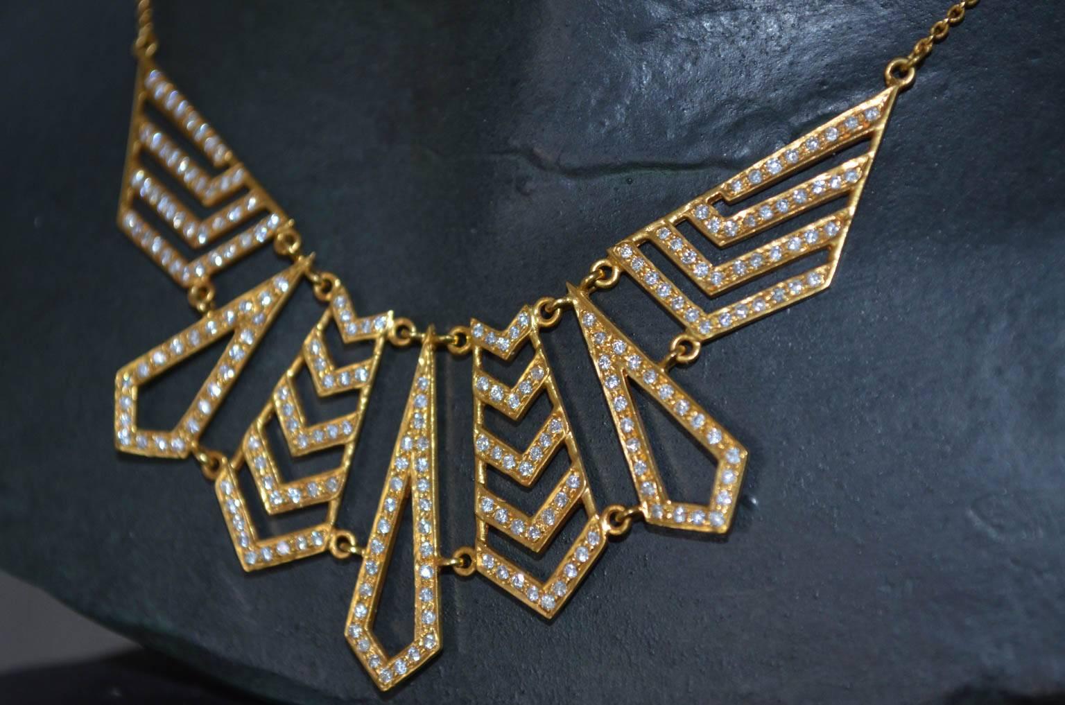 Women's Lauren Harper Collection 1.62 Carat Diamond Yellow Gold Statement Necklace For Sale