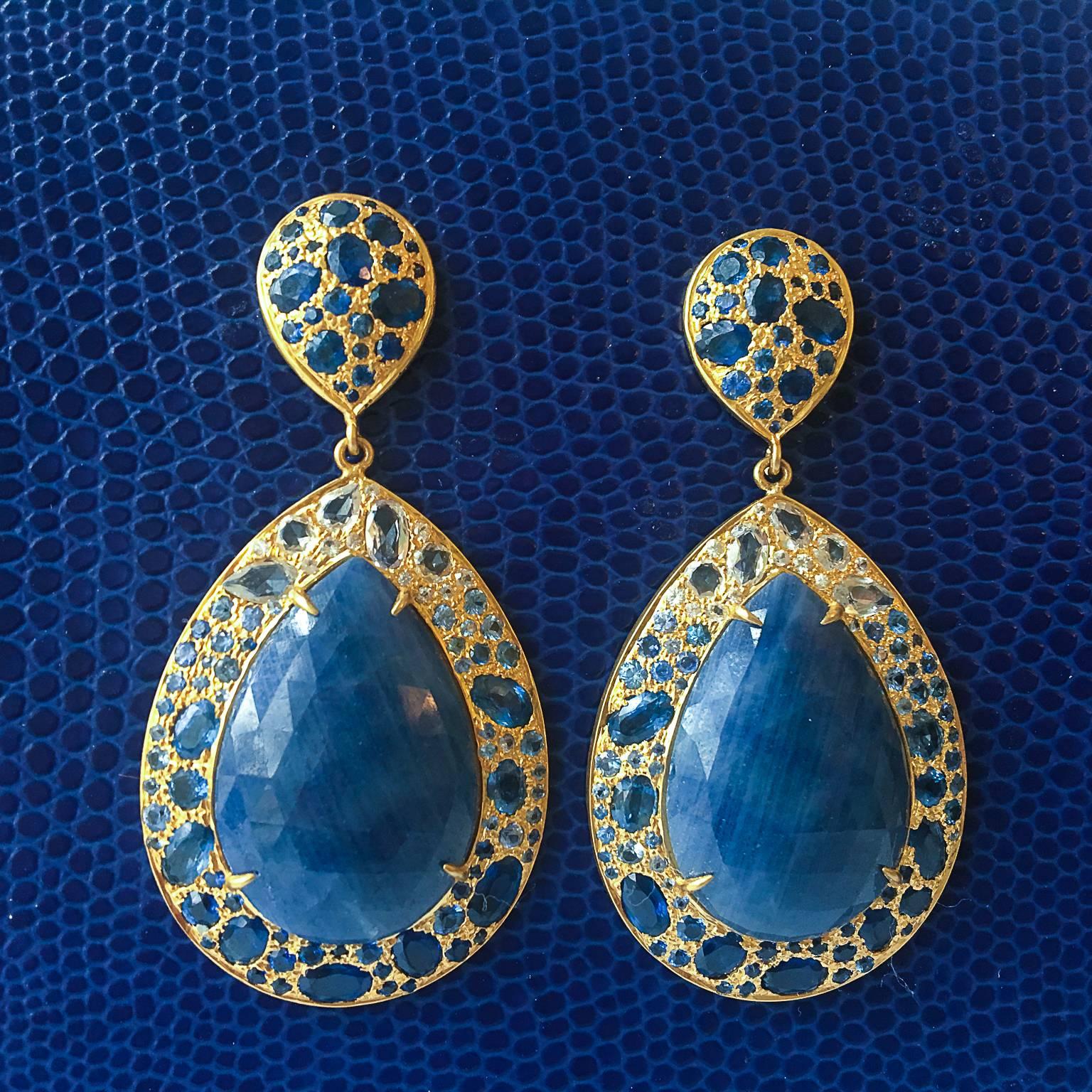 Rose Cut Lauren Harper Blue and White Sapphire, 18 Karat Gold Ombre Post Drop Earrings For Sale
