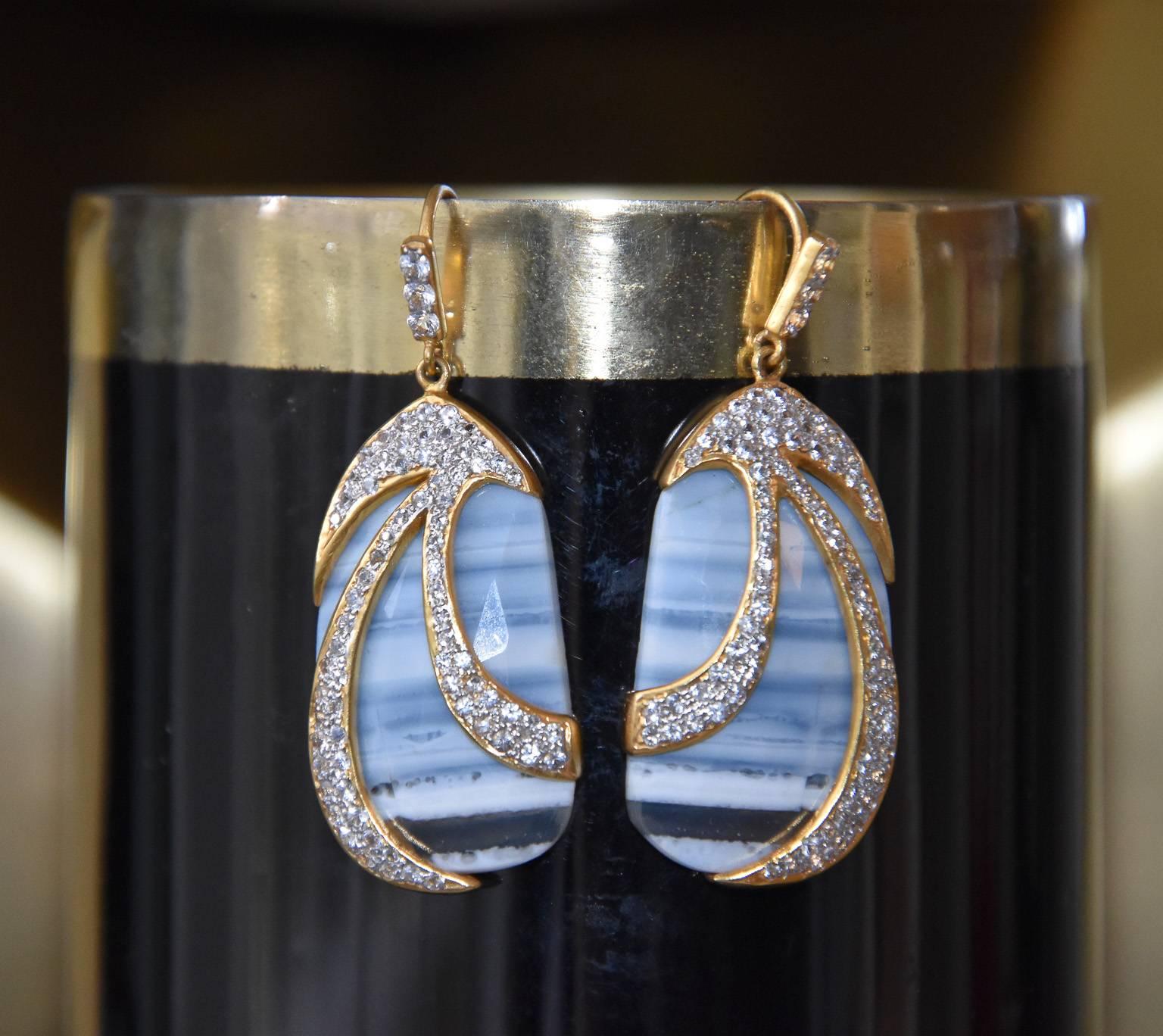 Lauren Harper Collection African Opals, Sapphires, 18 Karat Gold Drop Earrings In New Condition For Sale In Winnetka, IL