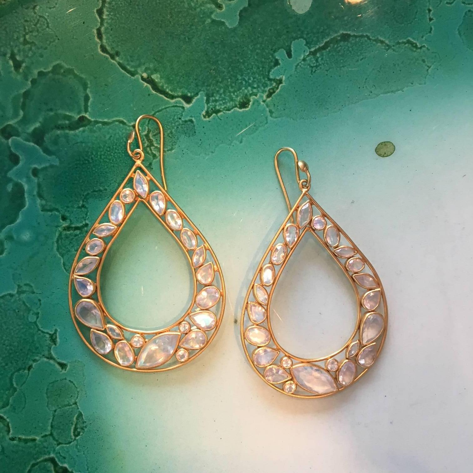 Lauren Harper Rainbow Moonstone, Gold Pear Drop Earrings For Sale 1