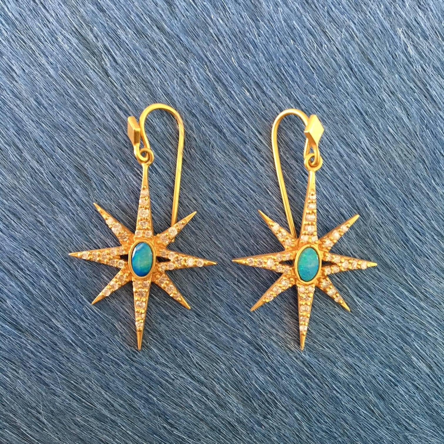 Lauren Harper Boulder Opal Diamond Yellow Gold Star Earrings In New Condition In Winnetka, IL