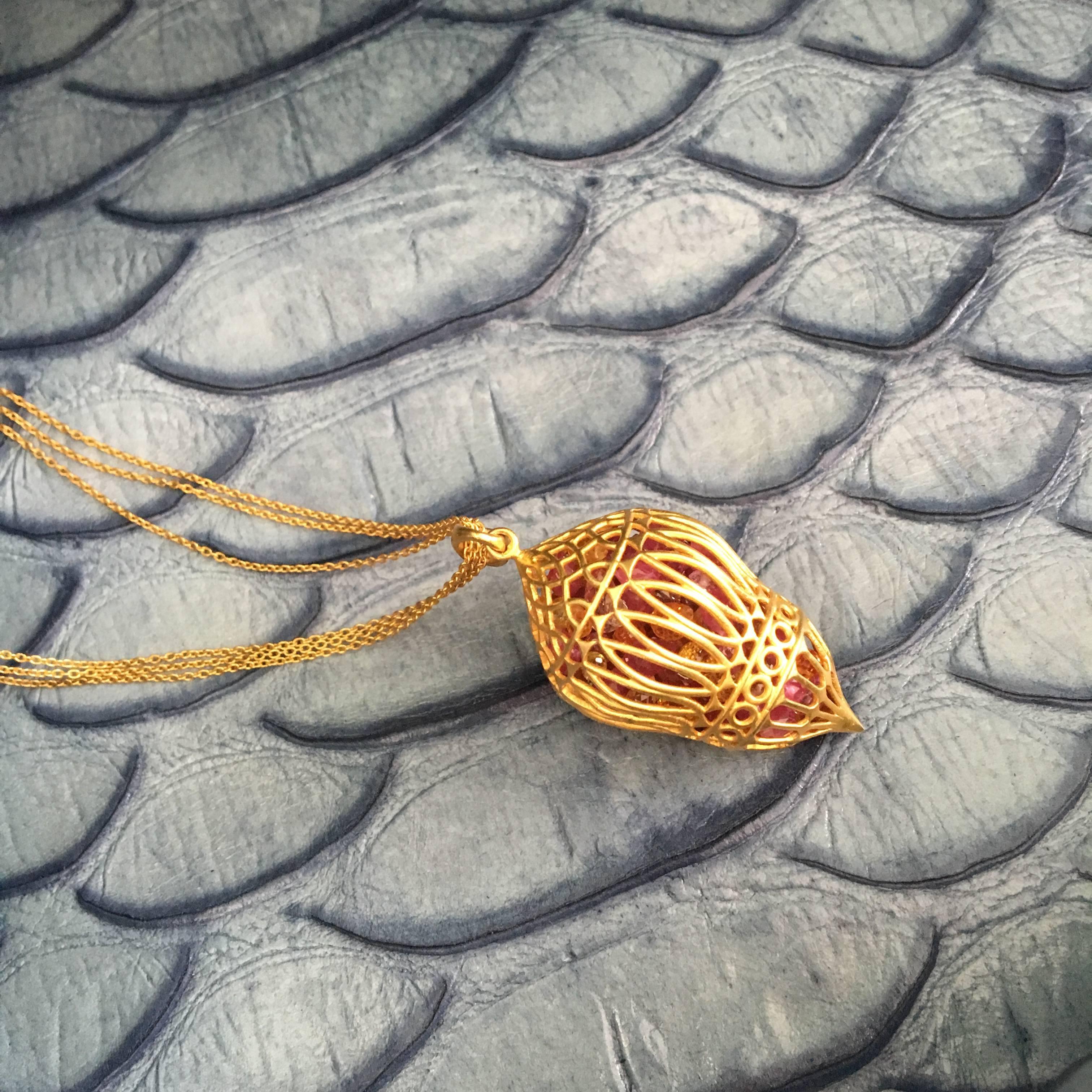 Lauren Harper Multicolored Sapphire Yellow Gold Pendant Necklace For Sale 1