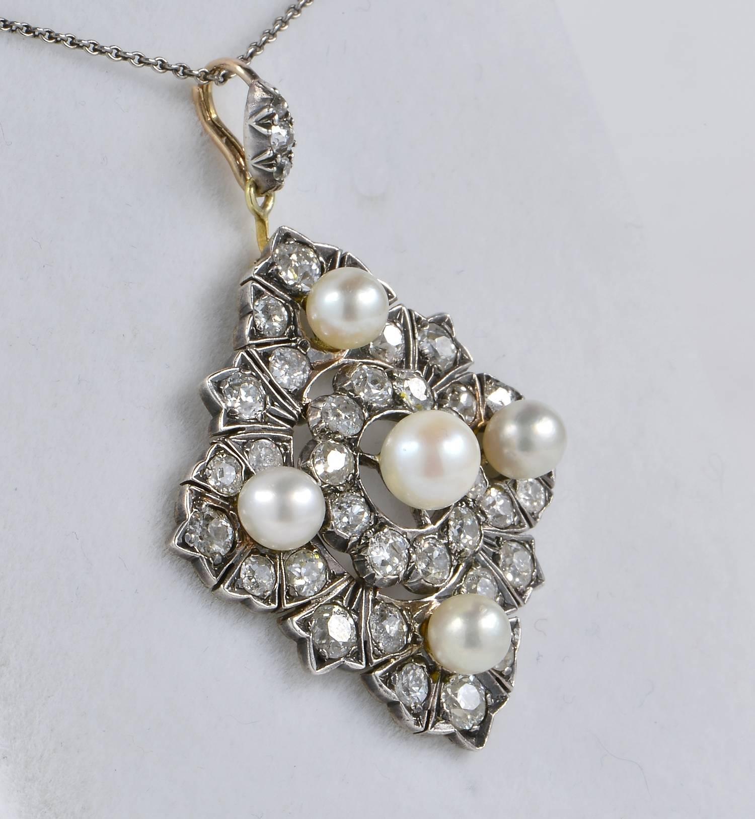 Victorian Natural Pearl 6.80 Carat Diamond Rare Pendant In Excellent Condition For Sale In Napoli, IT