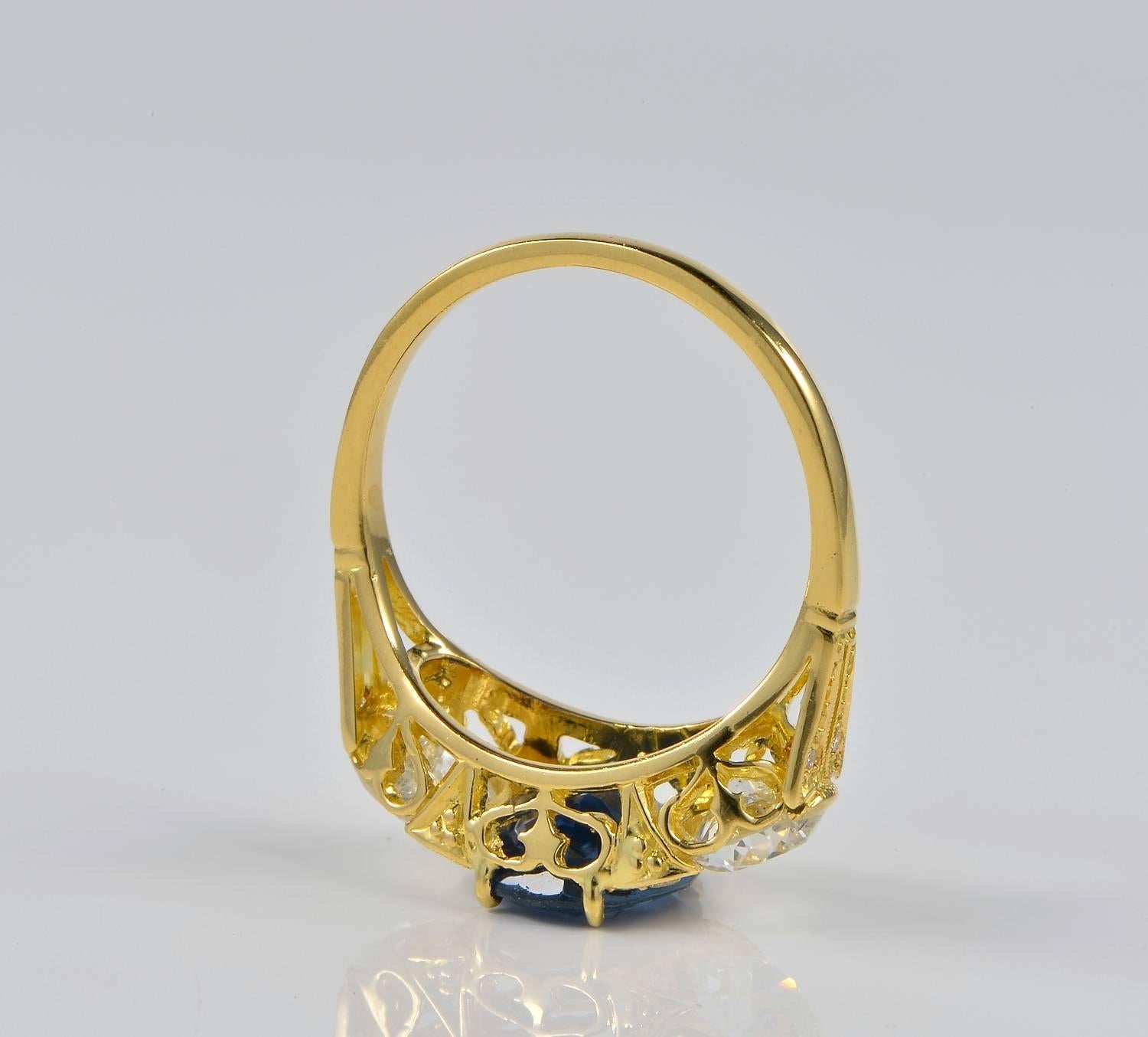 Victorian 2.60 Carat Natural No Heat Sapphire 1.40 Carat Diamond Trilogy Ring For Sale 3