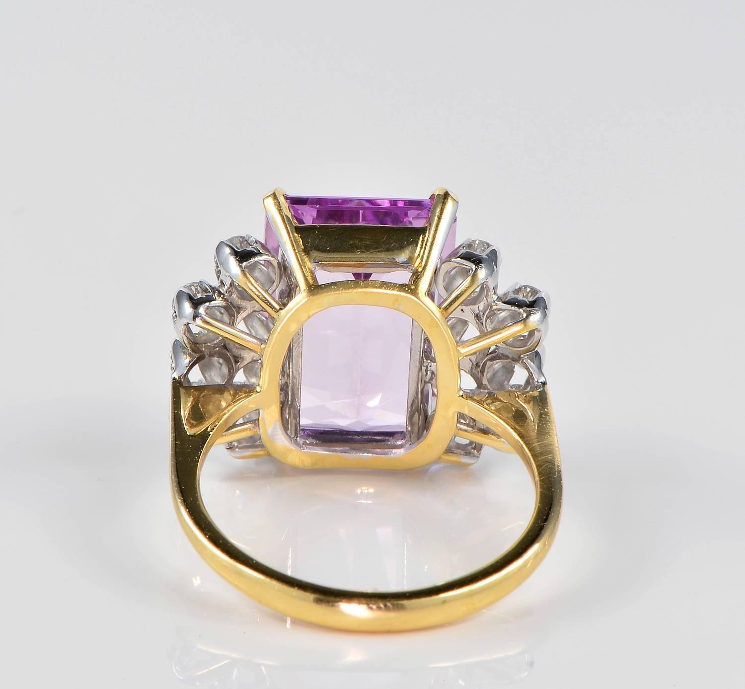 8.60 Carat Natural Kunzite 1.40 Carat Diamond Ring In Excellent Condition For Sale In Napoli, IT