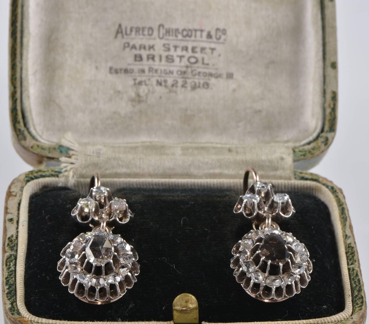 3.40 Carat Rose Cut Diamonds Rare Early Victorian Drop Earrings In Excellent Condition In Napoli, IT