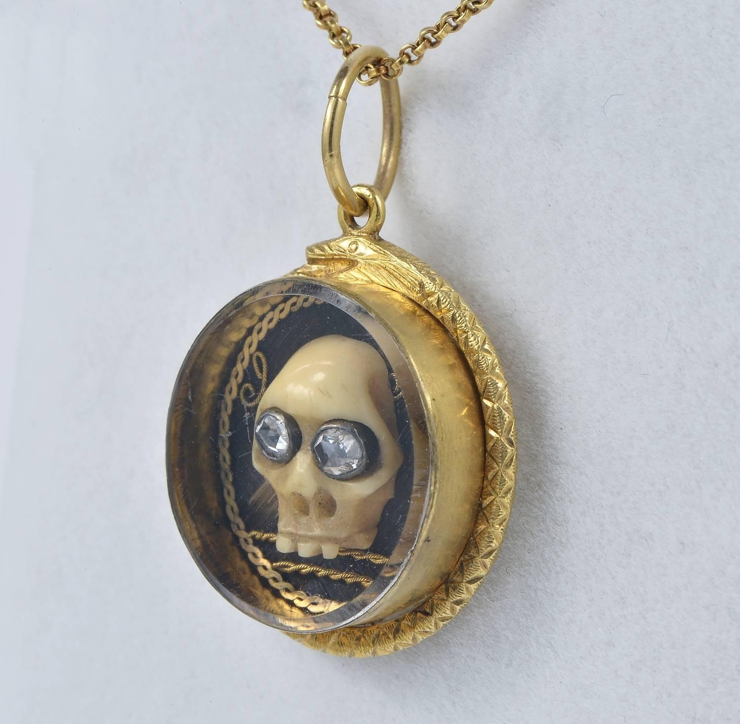 memento mori pendant gold