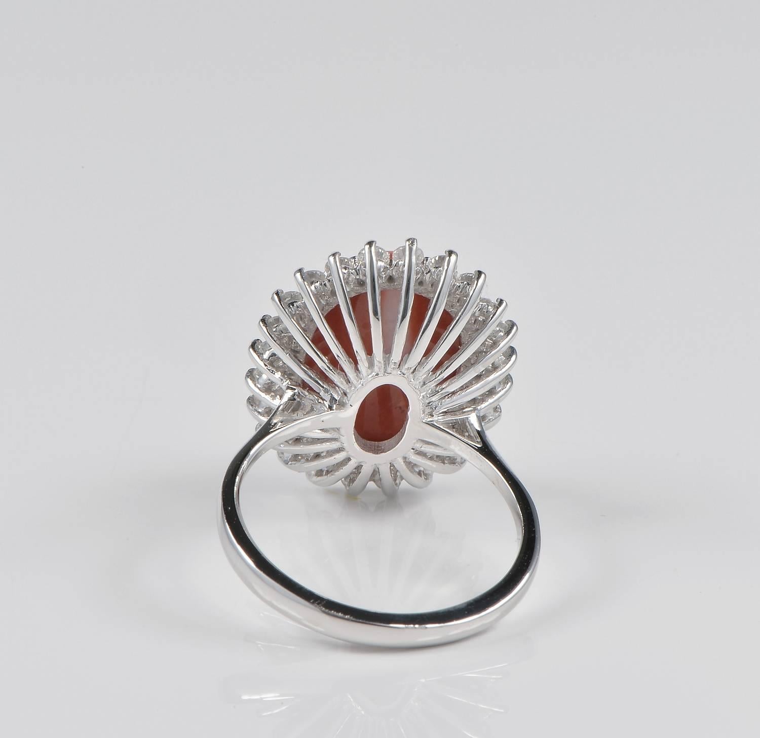 Tres Chic Natural Oxblood Coral Diamond Vintage Ring In Excellent Condition For Sale In Napoli, IT
