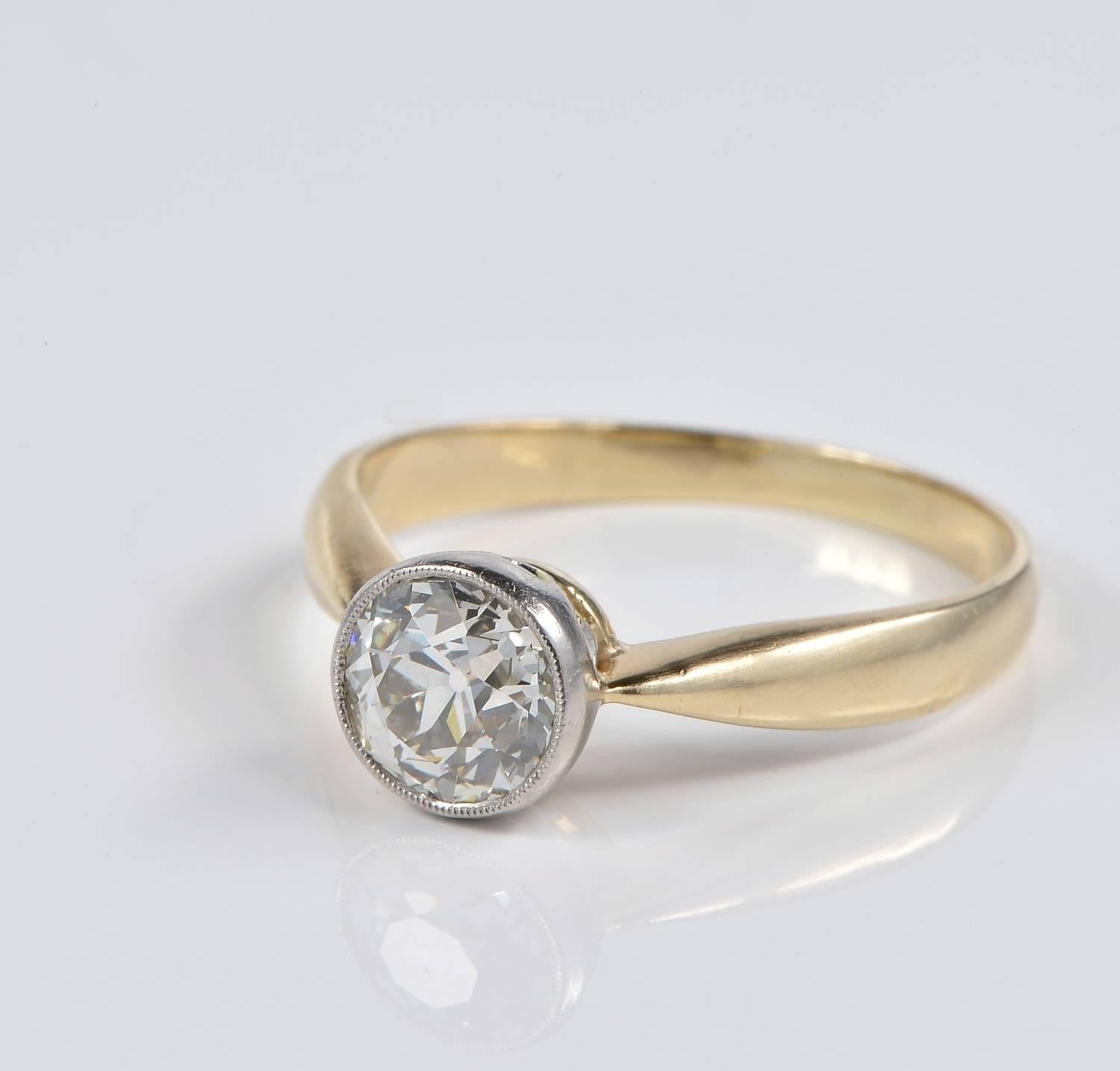 1.38 Carat Diamond Solitaire Victorian Ring In Excellent Condition For Sale In Napoli, IT
