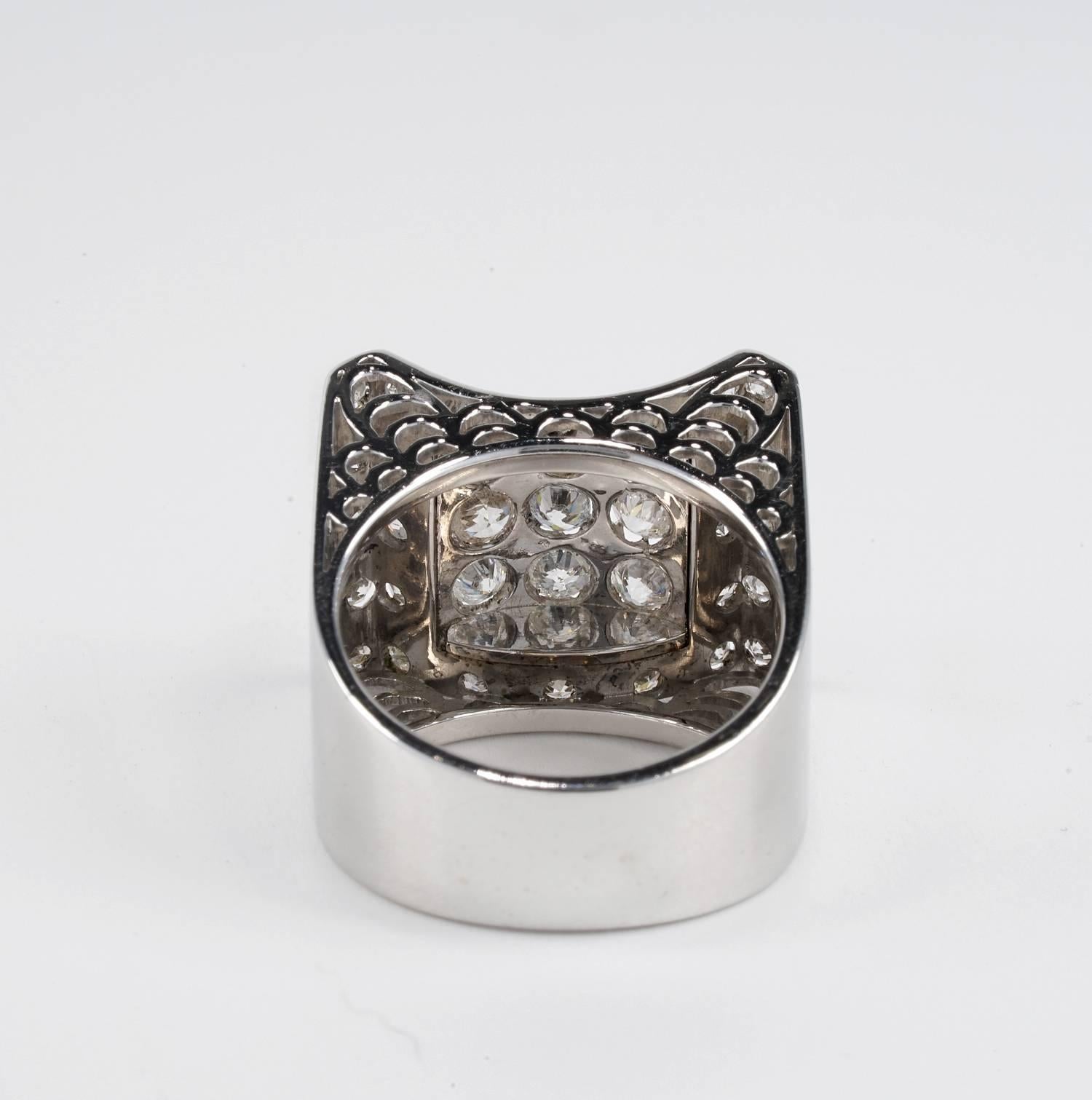 Art Deco 1.50 Carat Diamond Buckle Ring For Sale 1