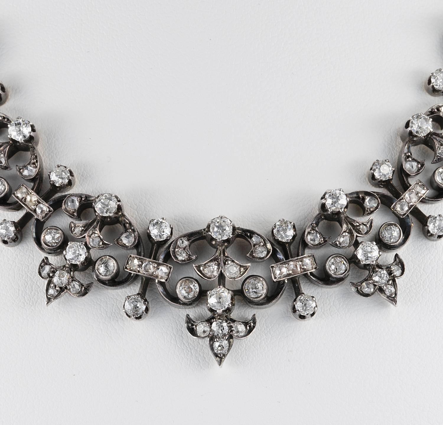 French Victorian 12.20 Carat Diamond Antique Necklace For Sale 1