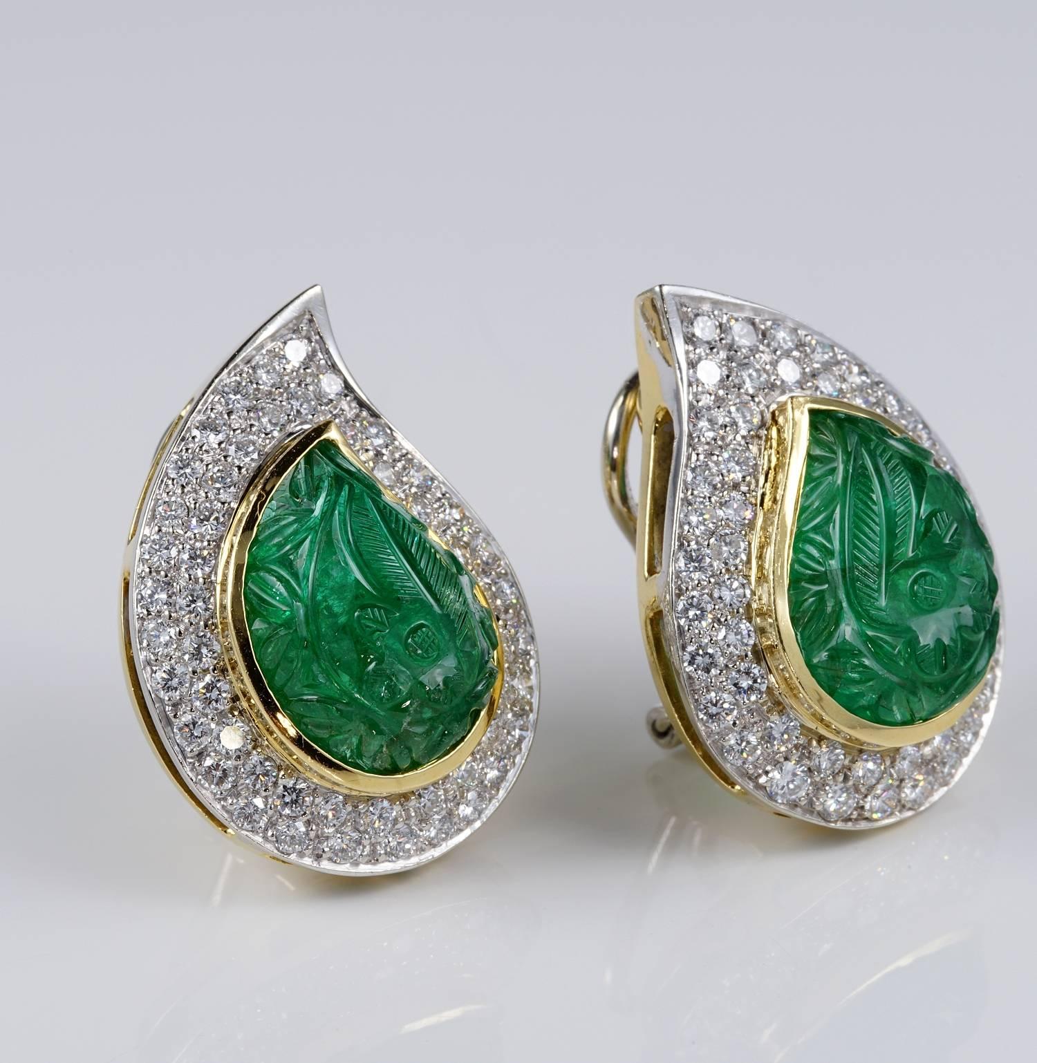 Contemporary 22.0 Carat Carved Mughal Emerald 3.0 Carat Diamond Rare Earrings For Sale