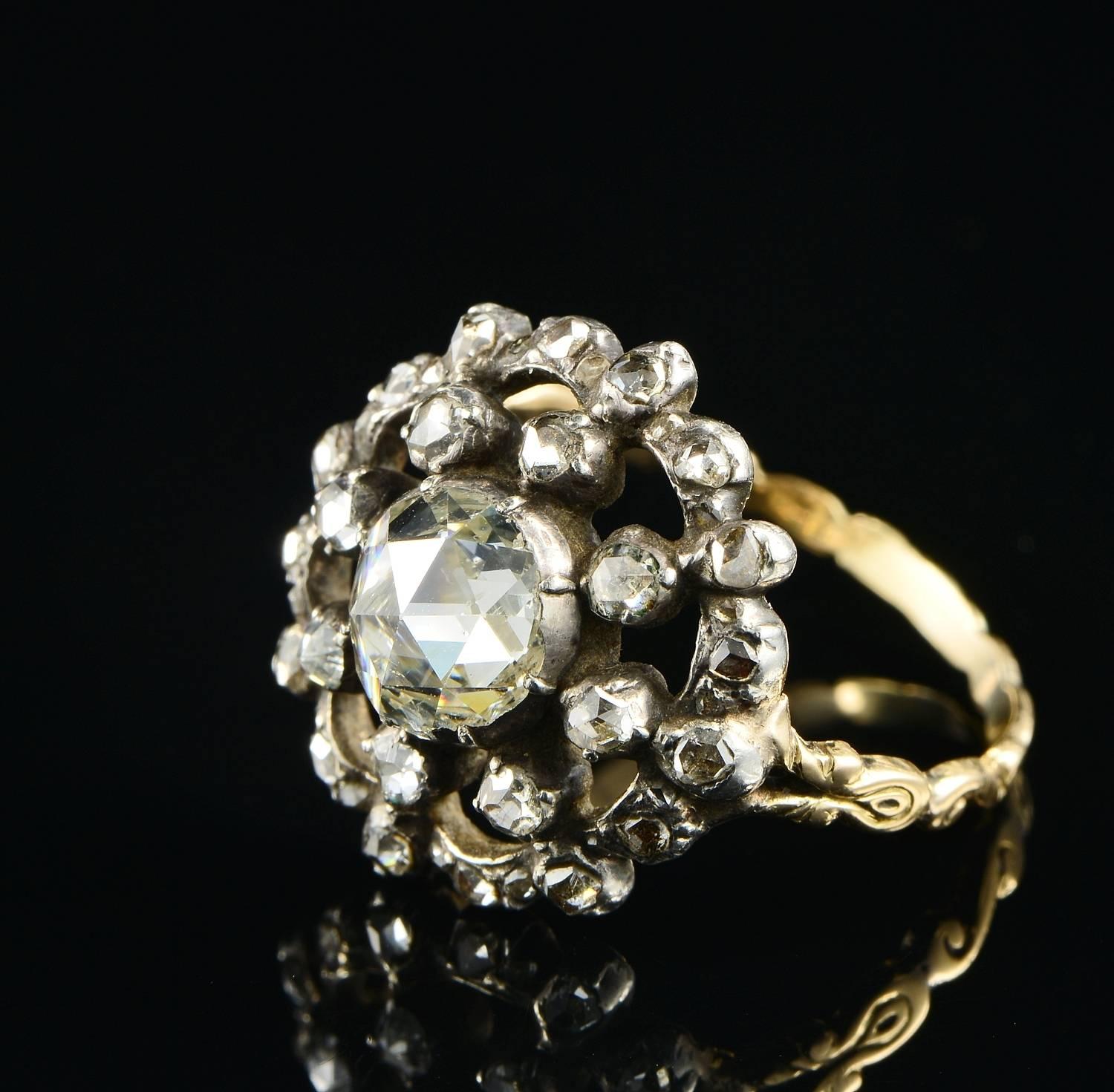 Antique Georgian 2.0 Carat Rose Cut Diamond Gold Ring For Sale at 1stDibs