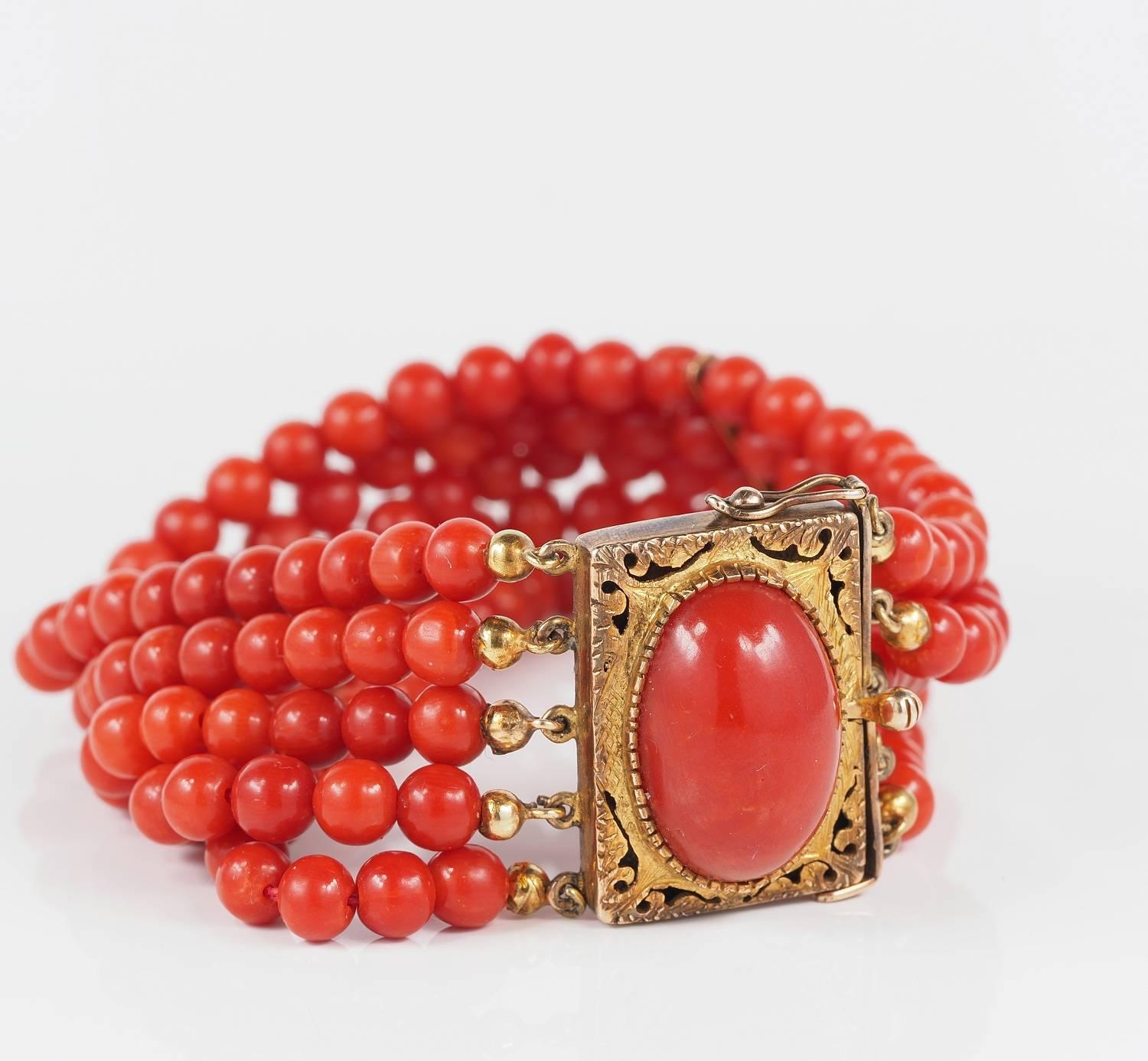 Victorian Ox Blood Natural Untreated Red Coral Rare Bracelet In Excellent Condition In Napoli, IT