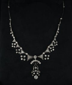 Edwardian 13.95 Carat Diamond Platinum Rare Statement Necklace