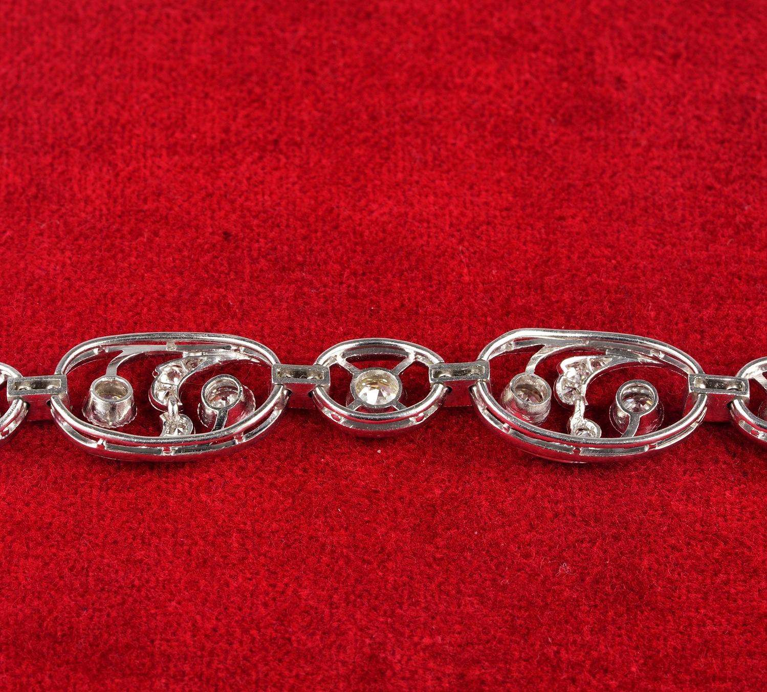 Stunning French 5.20 Carat Diamond Platinum Rare Bracelet For Sale 1