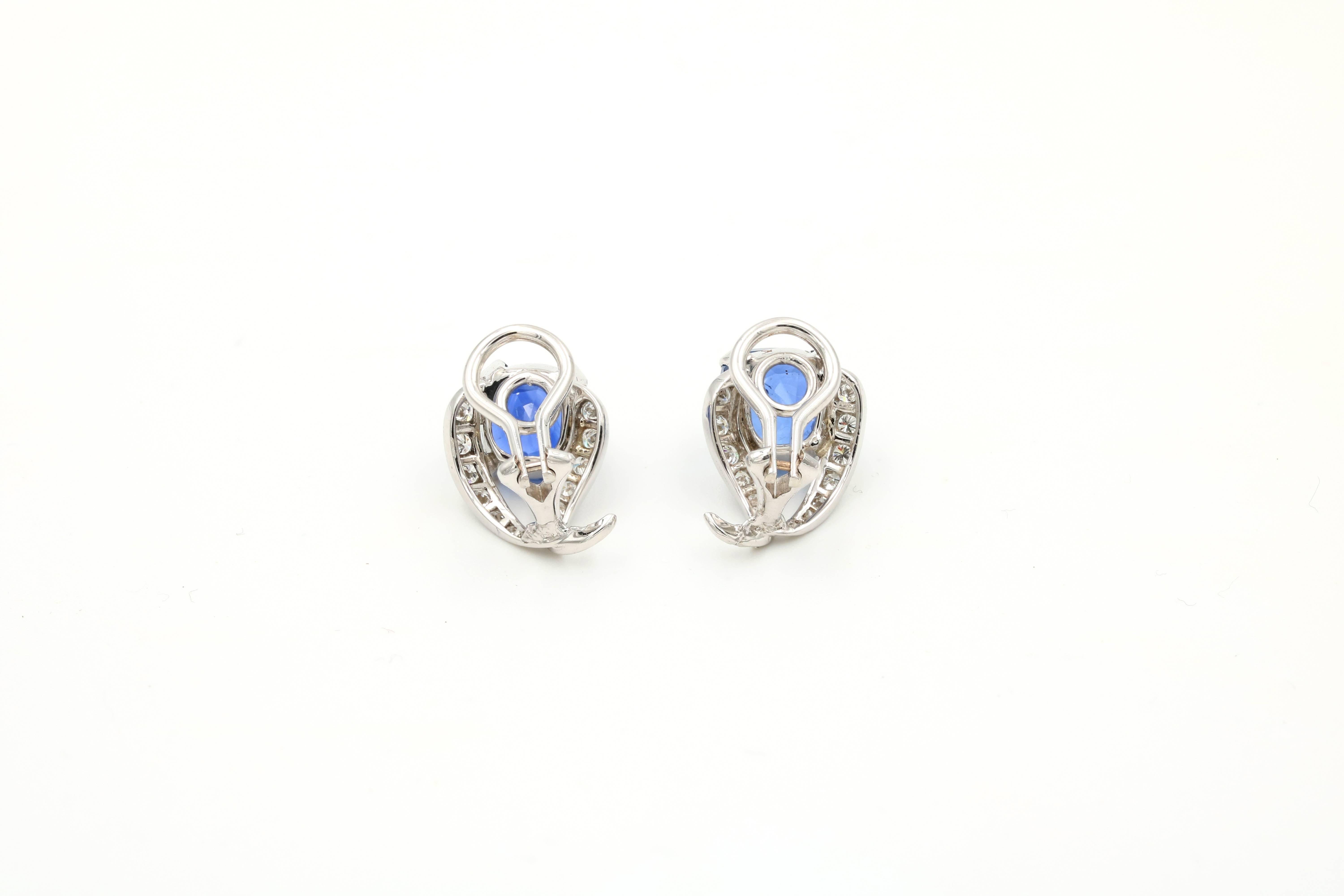 Vintage Unheated Ceylon Sapphires and Diamond Earrings In Excellent Condition For Sale In Beverly Hills, CA
