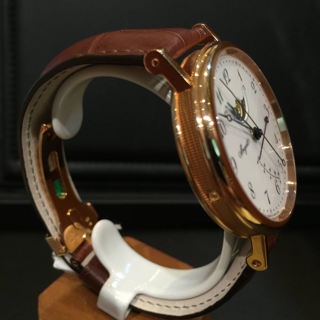 Breguet Rose Gold Classique Moon Phase Wristwatch Ref 7787BR/29/9V6 In New Condition In Dallas, TX