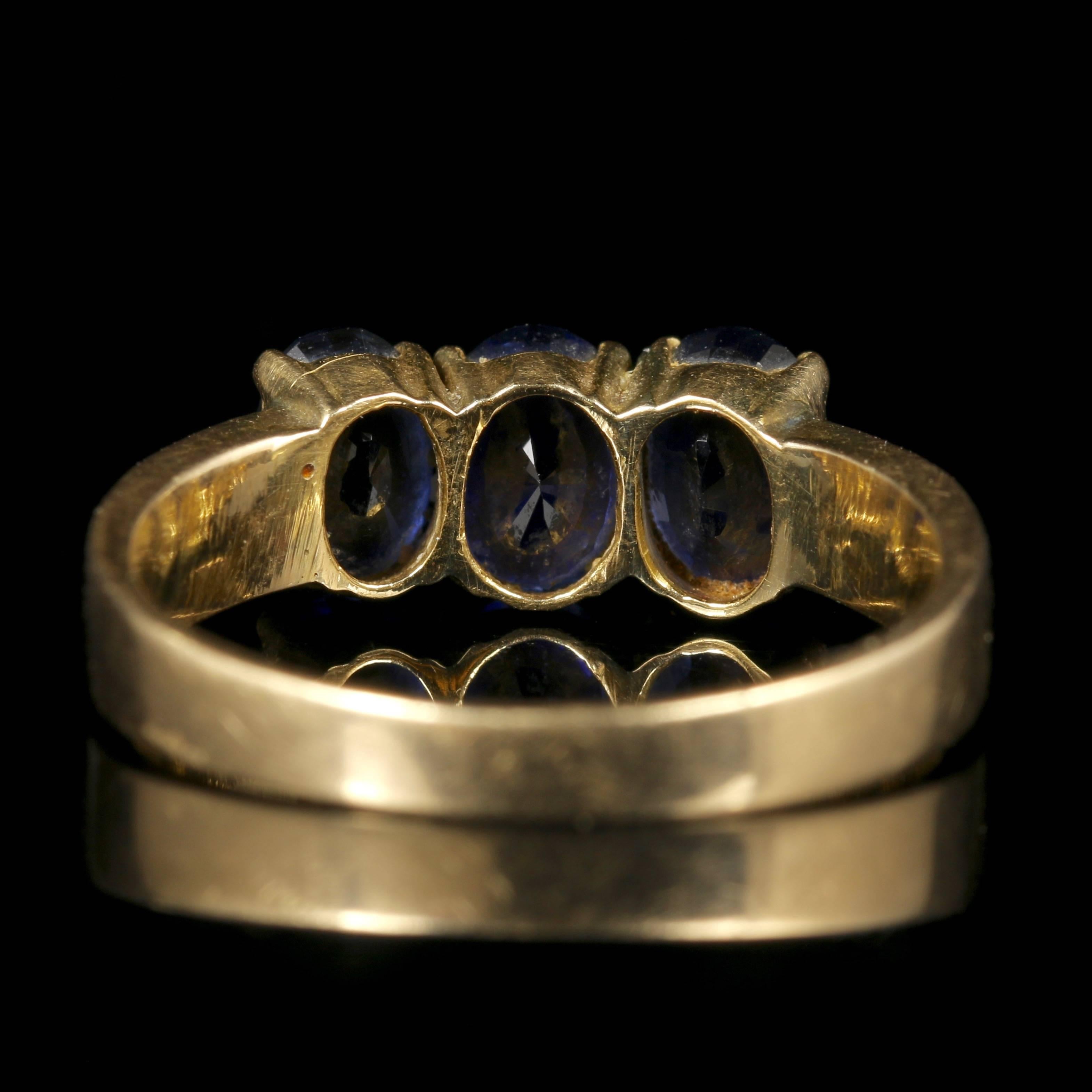 Antique Victorian 2 Carats Sapphires Gold Trilogy Ring   In Excellent Condition In Lancaster, Lancashire