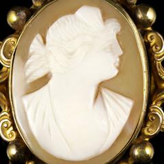 Antique Victorian Cameo Brooch