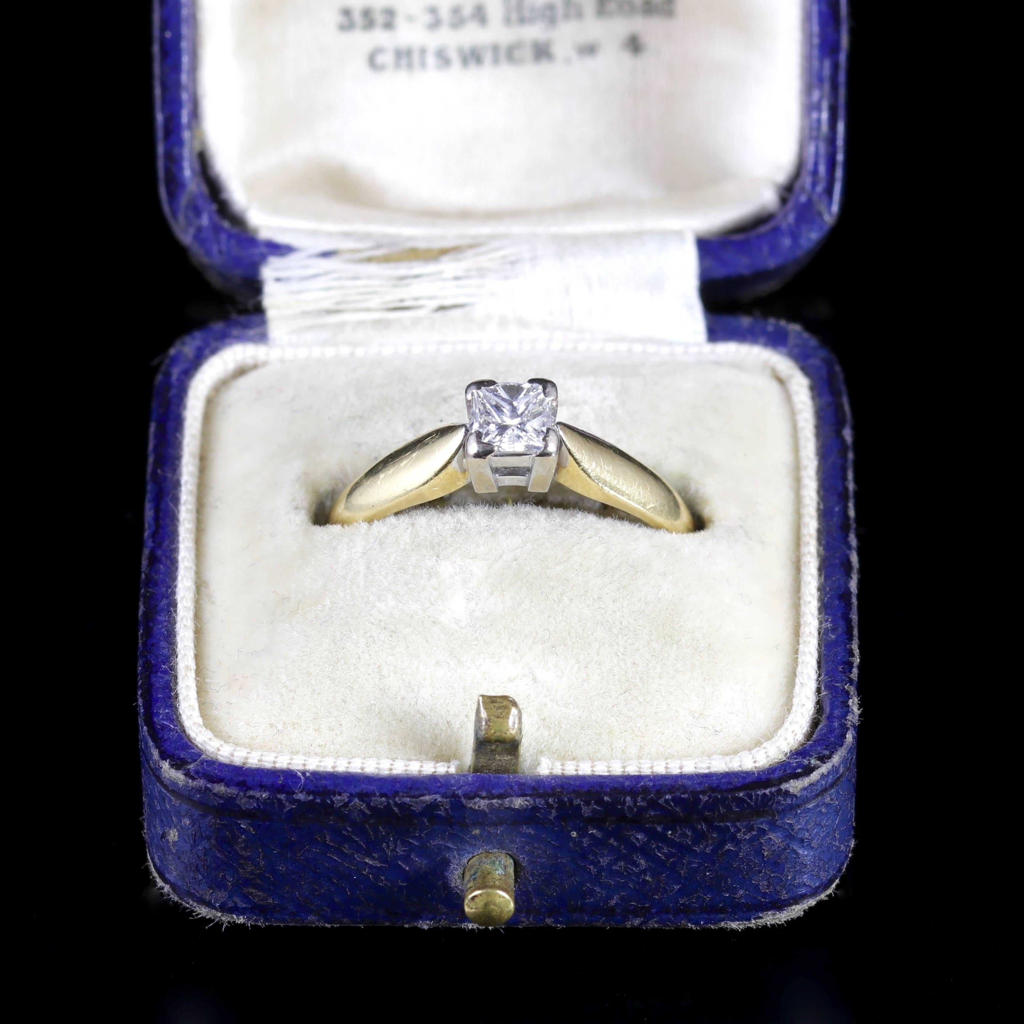 Princess Cut Diamond 18 Carat Gold Solitaire Ring Engagement Ring In Excellent Condition For Sale In Lancaster, Lancashire