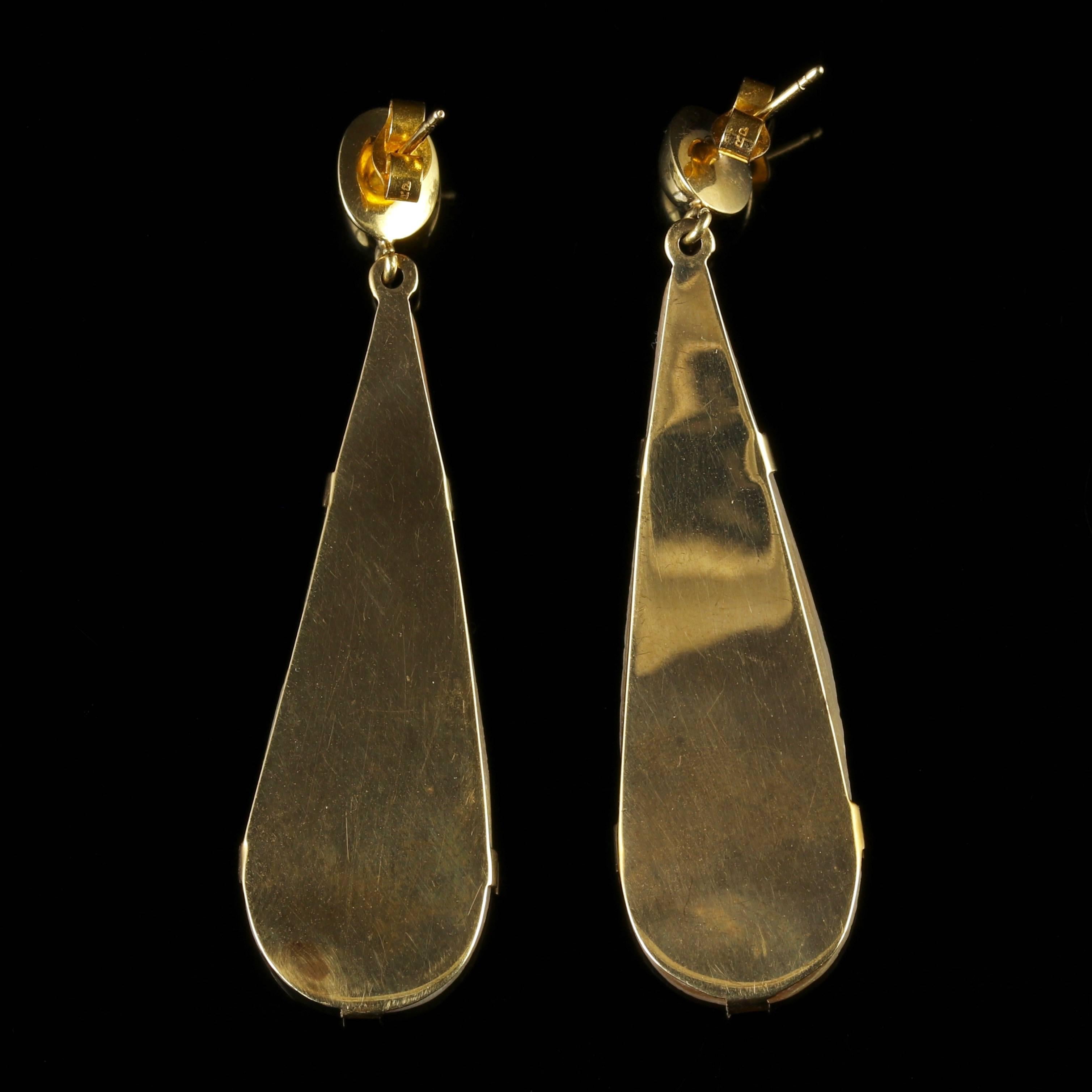 Antique Victorian Cameo Gold Earrings, circa 1900 4