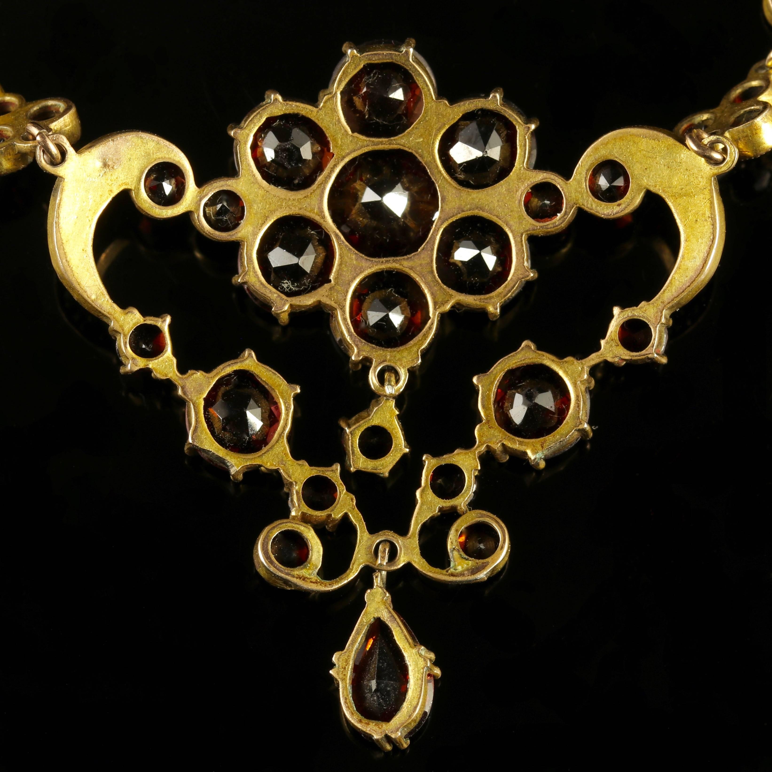 Women's Antique Victorian Garnet Necklace, circa 1880 For Sale
