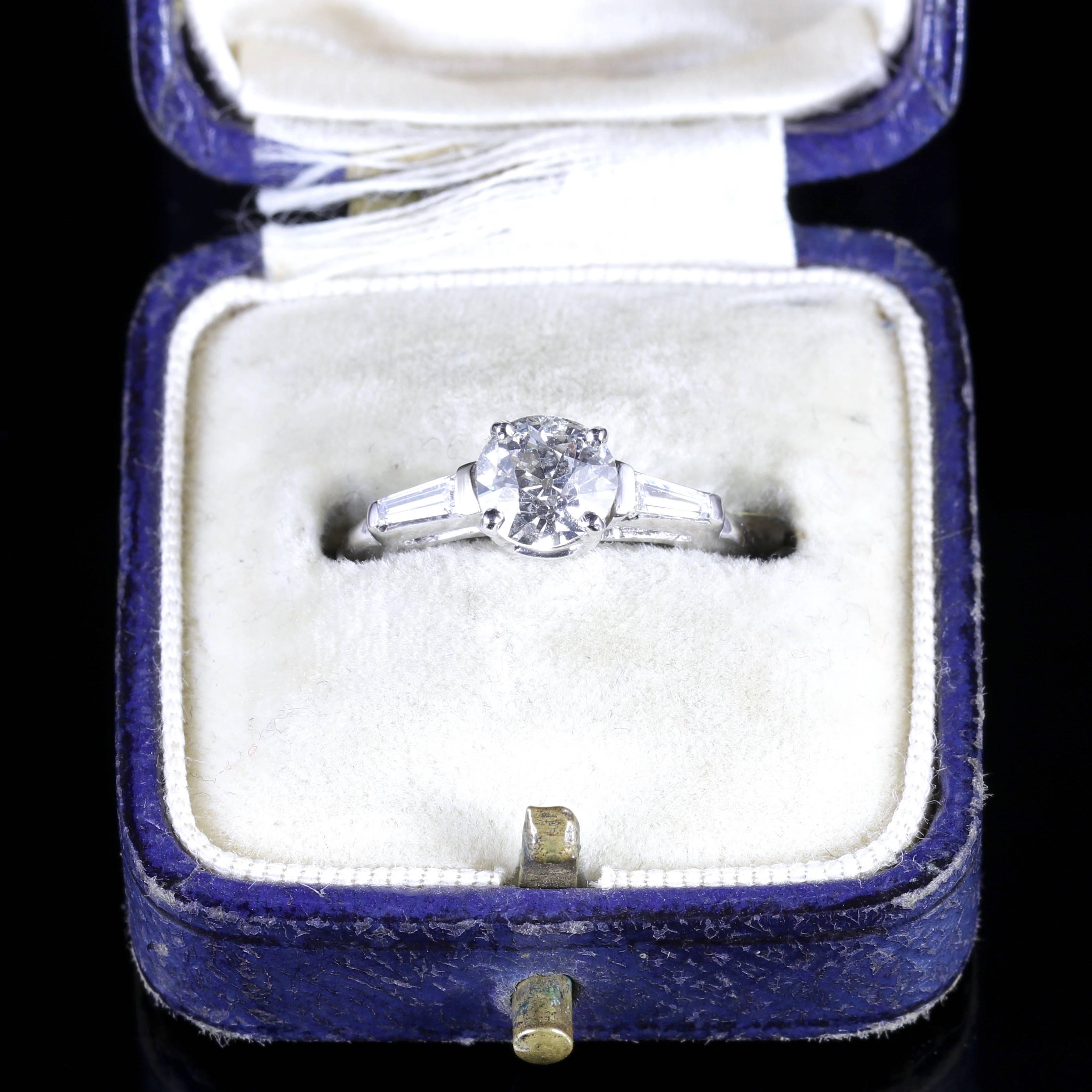 Antique Art Deco Diamond Solitaire Ring, circa 1920 Engagement Ring 3