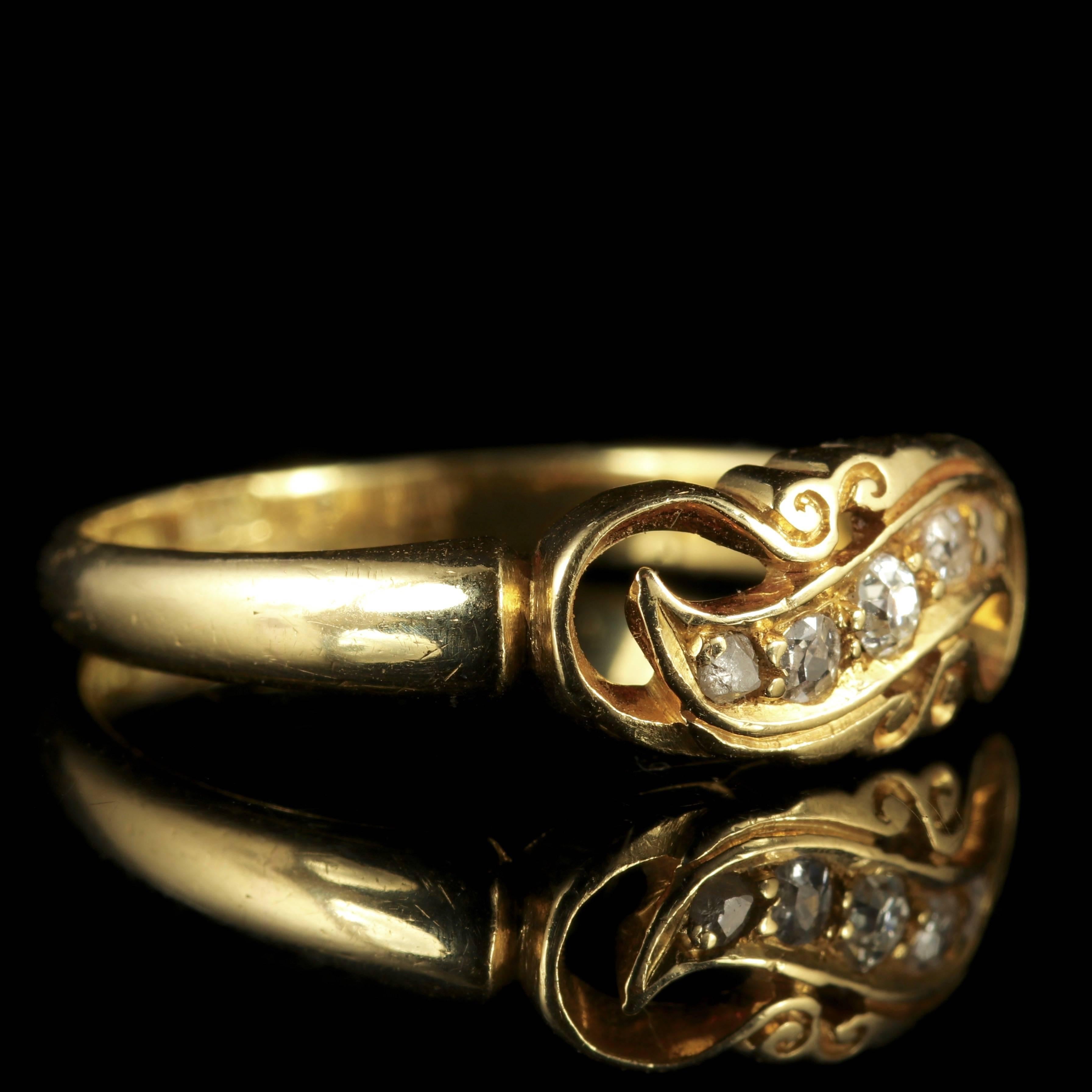 Edwardian Diamond Five-Stone 18 Carat Gold Twist Ring Dated Birmingham, 1907 In Excellent Condition In Lancaster, Lancashire