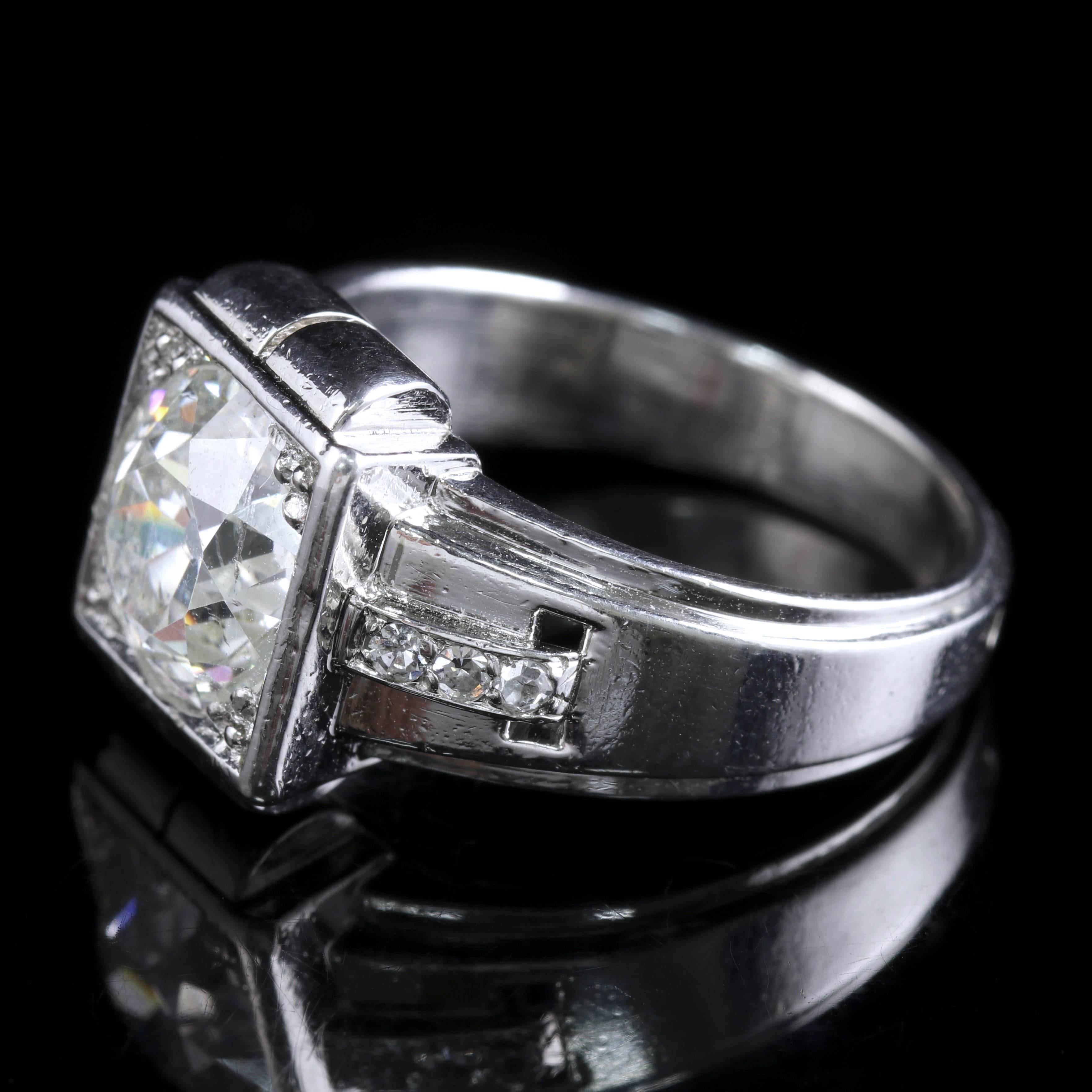 French Art Deco Platinum Diamond Ring 2.04 Carat In Excellent Condition In Lancaster, Lancashire