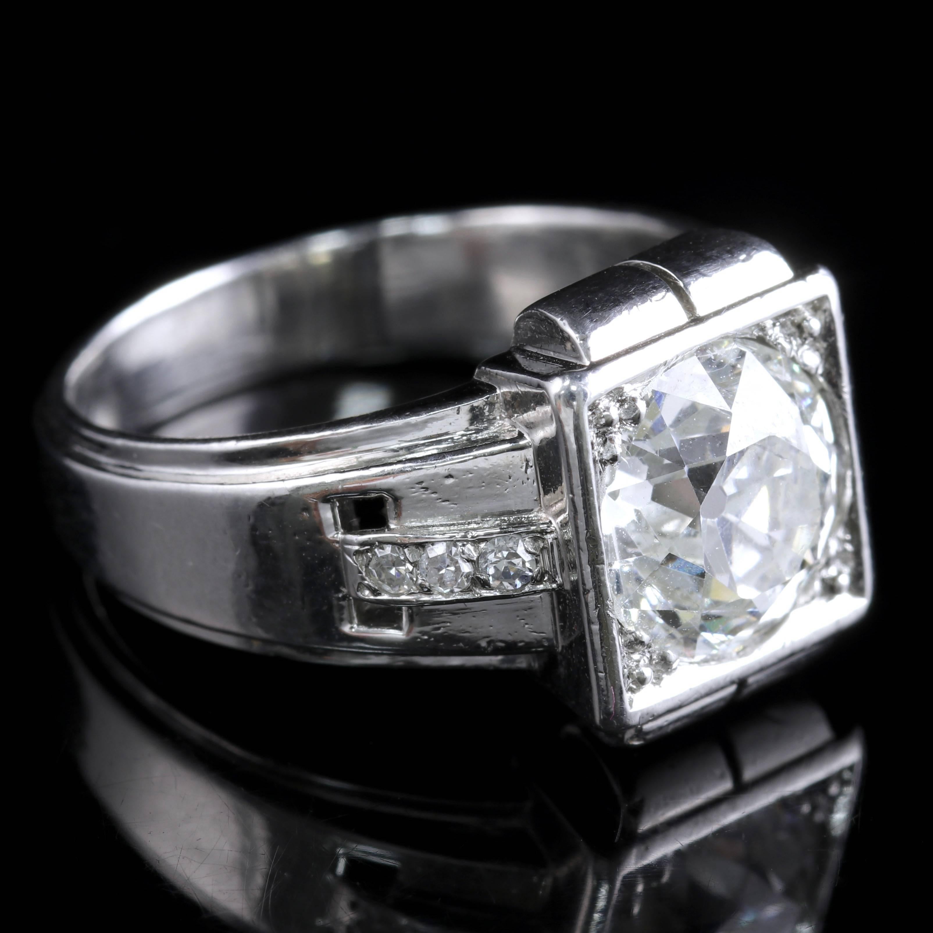 French Art Deco Platinum Diamond Ring 2.04 Carat 1