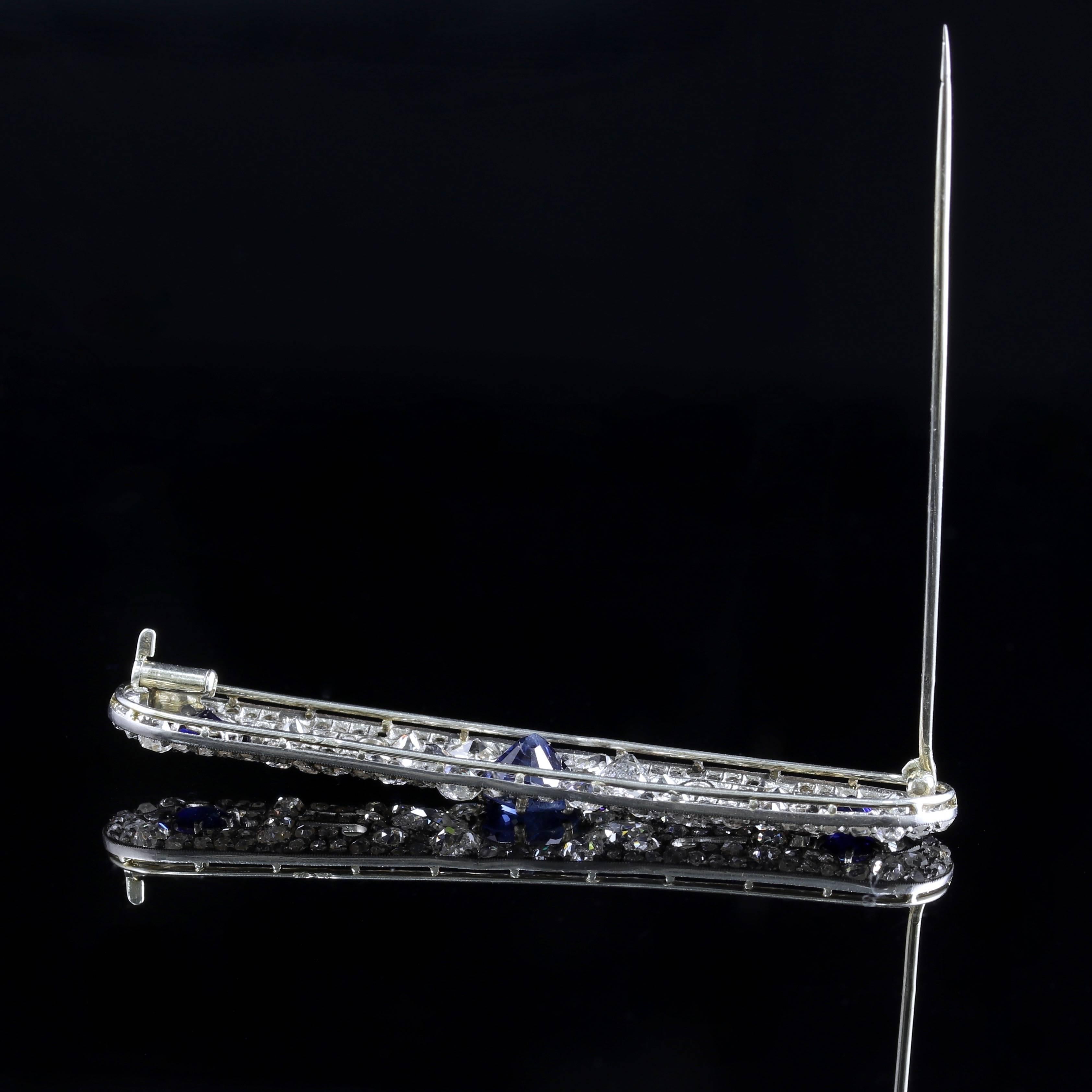 Edwardian French Sapphire Diamond Brooch Platinum J.Chaumet For Sale 3
