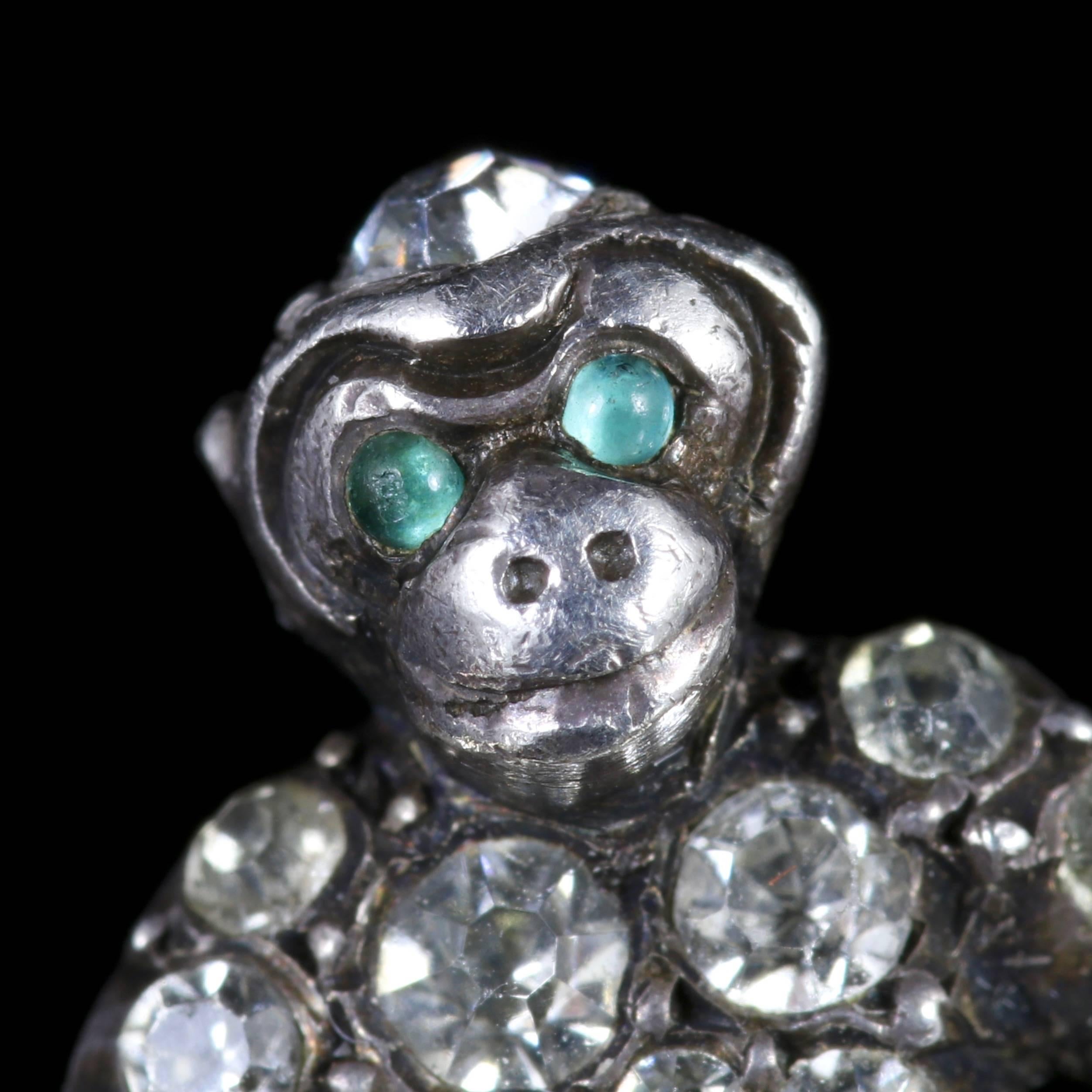 Antique Edwardian Silver Gold Monkey on a Swing Brooch, circa 1910 In Excellent Condition In Lancaster, Lancashire
