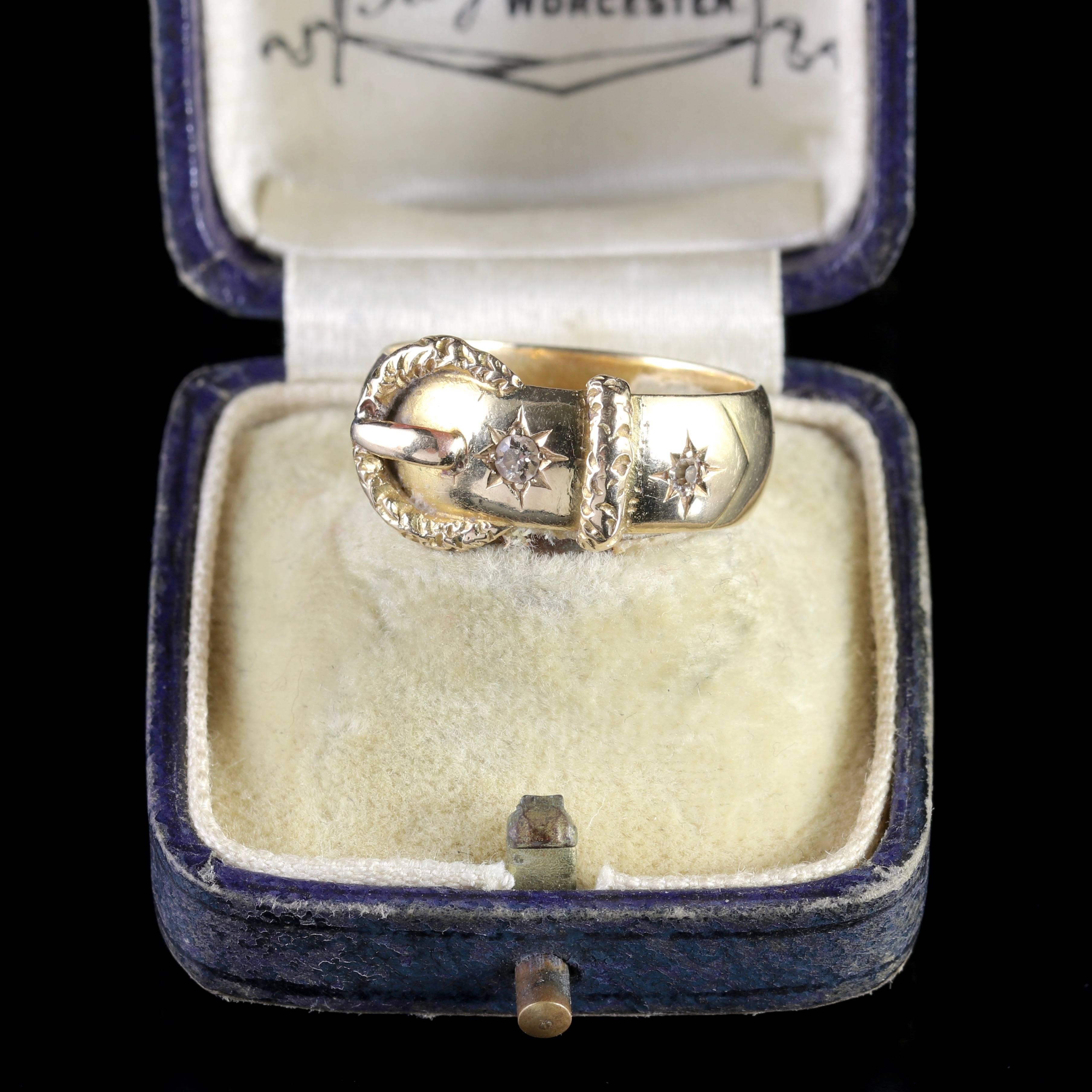 Edwardian Diamond Buckle Ring 18 Carat Gold Dated London 1915 Wedding Ring For Sale 2