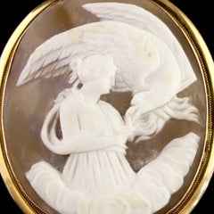Antique Victorian 9 Carat Gold Hand-Carved Cameo Pendant