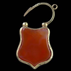 Antique Victorian Scottish 15 Carat Gold Agate Padlock Bracelet, circa 1860