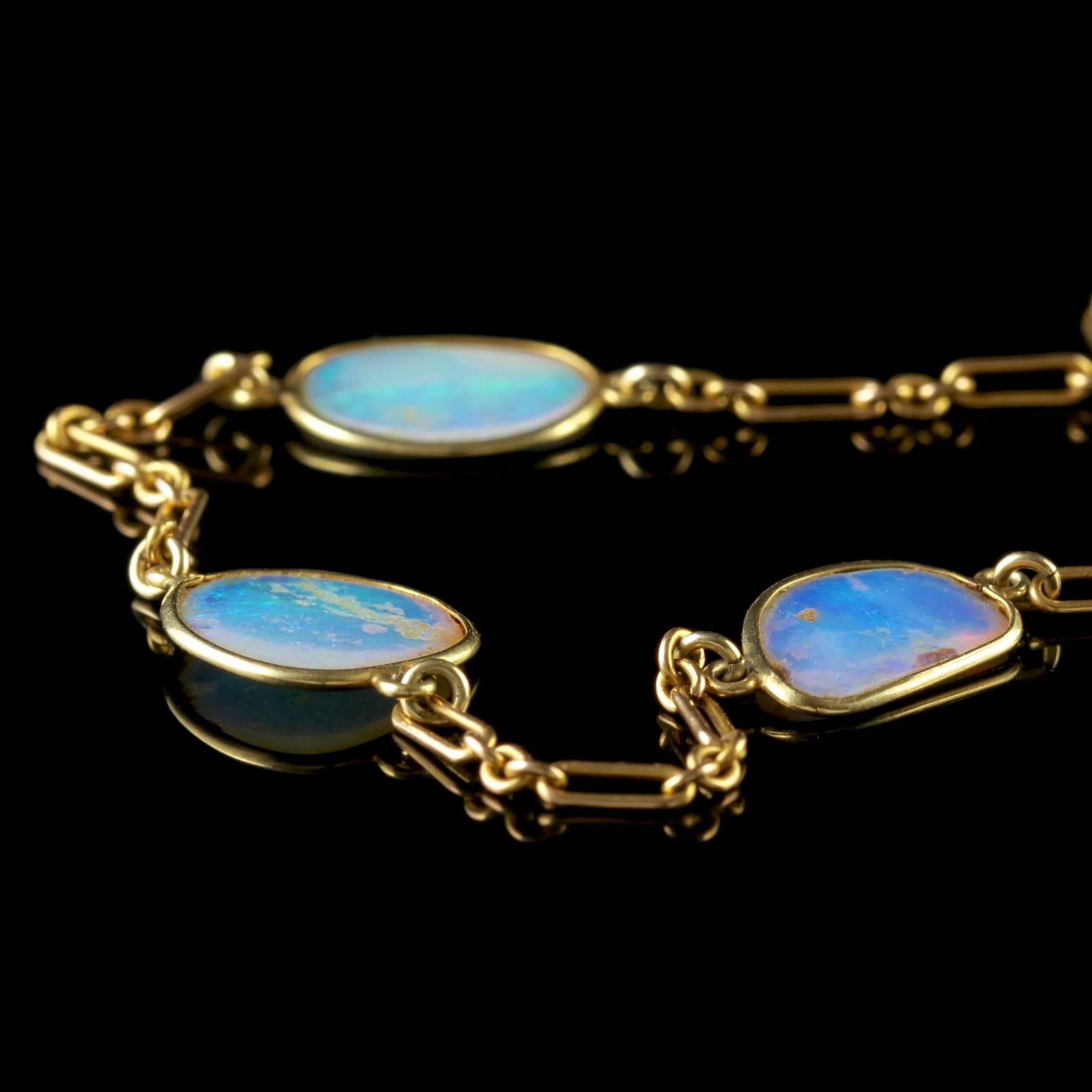 Antique Victorian 9 Carat Gold Flat Opal Necklace, circa 1900 4