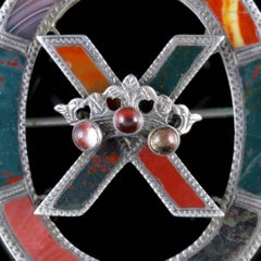 Antique Victorian Silver Scottish Agate Brooch Citrine Crown, circa 1860