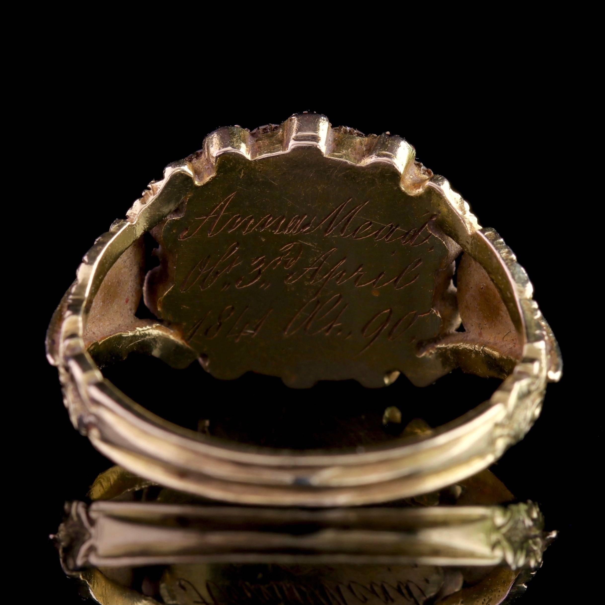 Women's Antique Georgian 18 Carat Gold Pearl Sapphire Mourning Ring, circa 1780