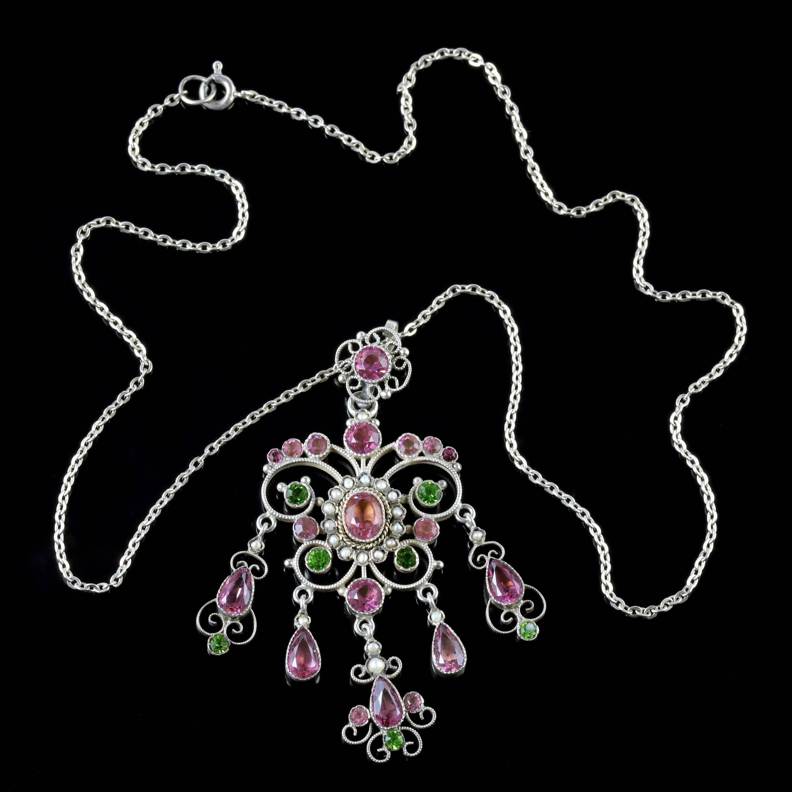 Antique Victorian Suffragette Pink Green Paste Pendant and Chain, circa 1900 For Sale 1