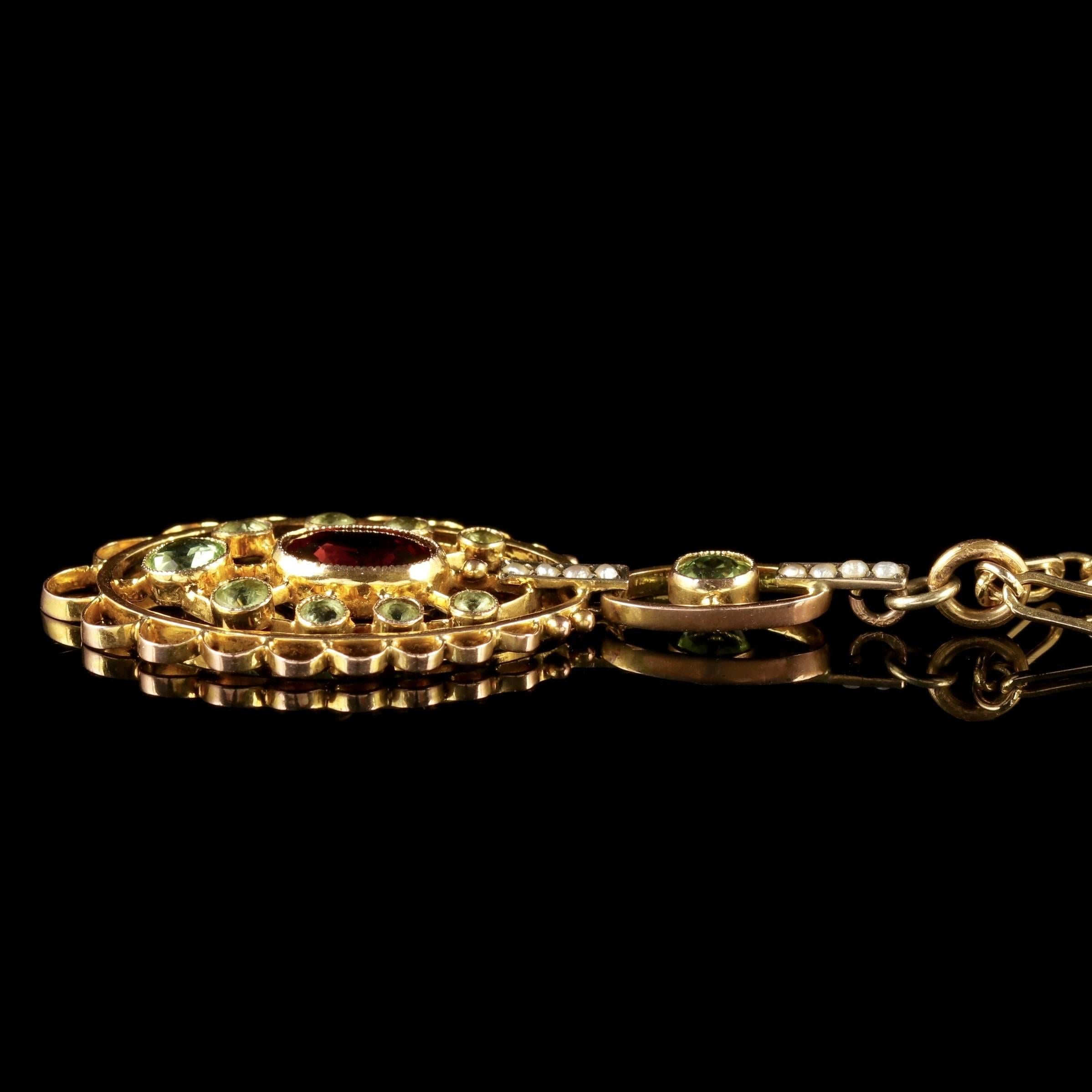 Antique Victorian 9 Carat Gold Suffragette Garnet Necklace, circa 1900 3