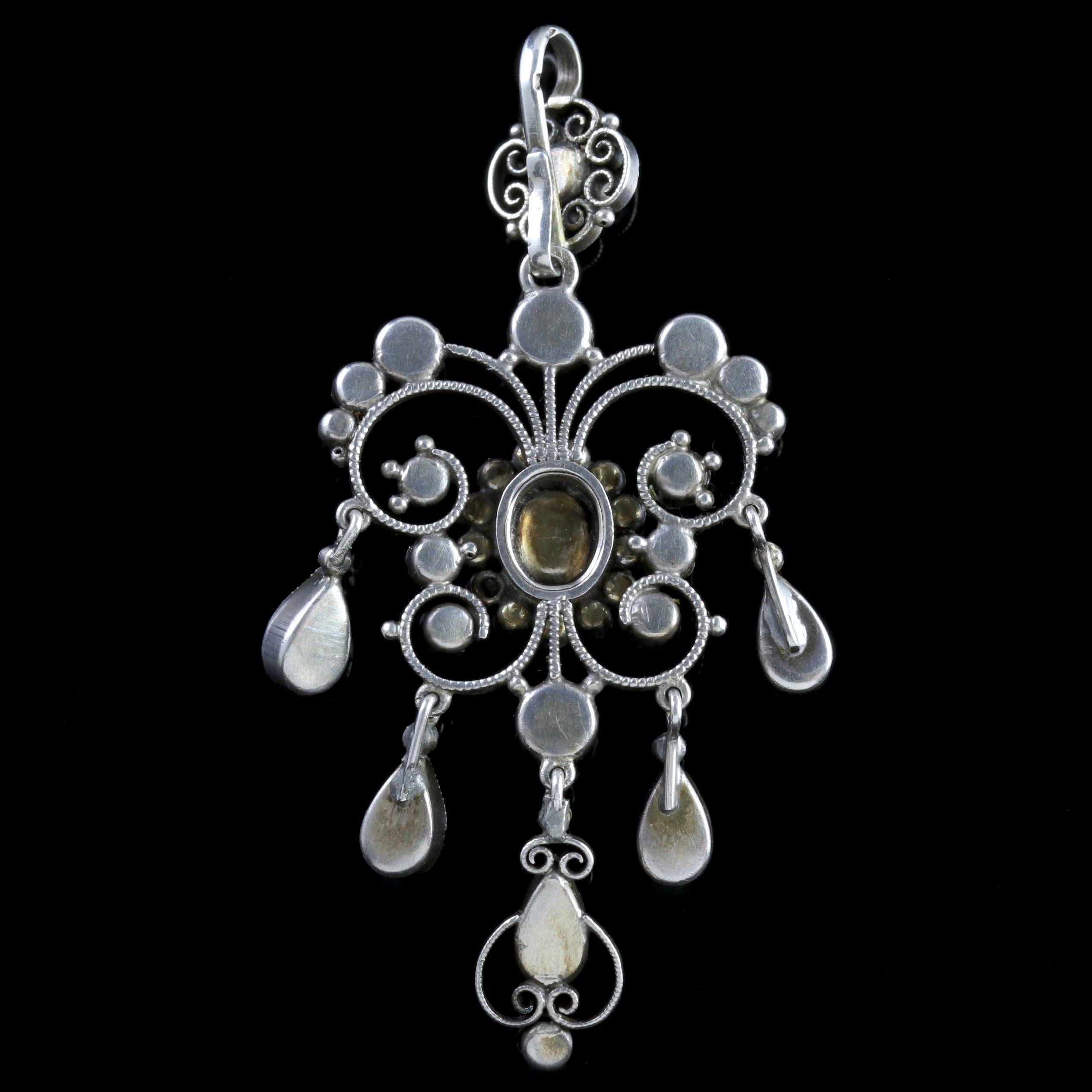 Antique Victorian Suffragette Paste Pearl Pendant Circa 1900  In Excellent Condition In Lancaster, Lancashire