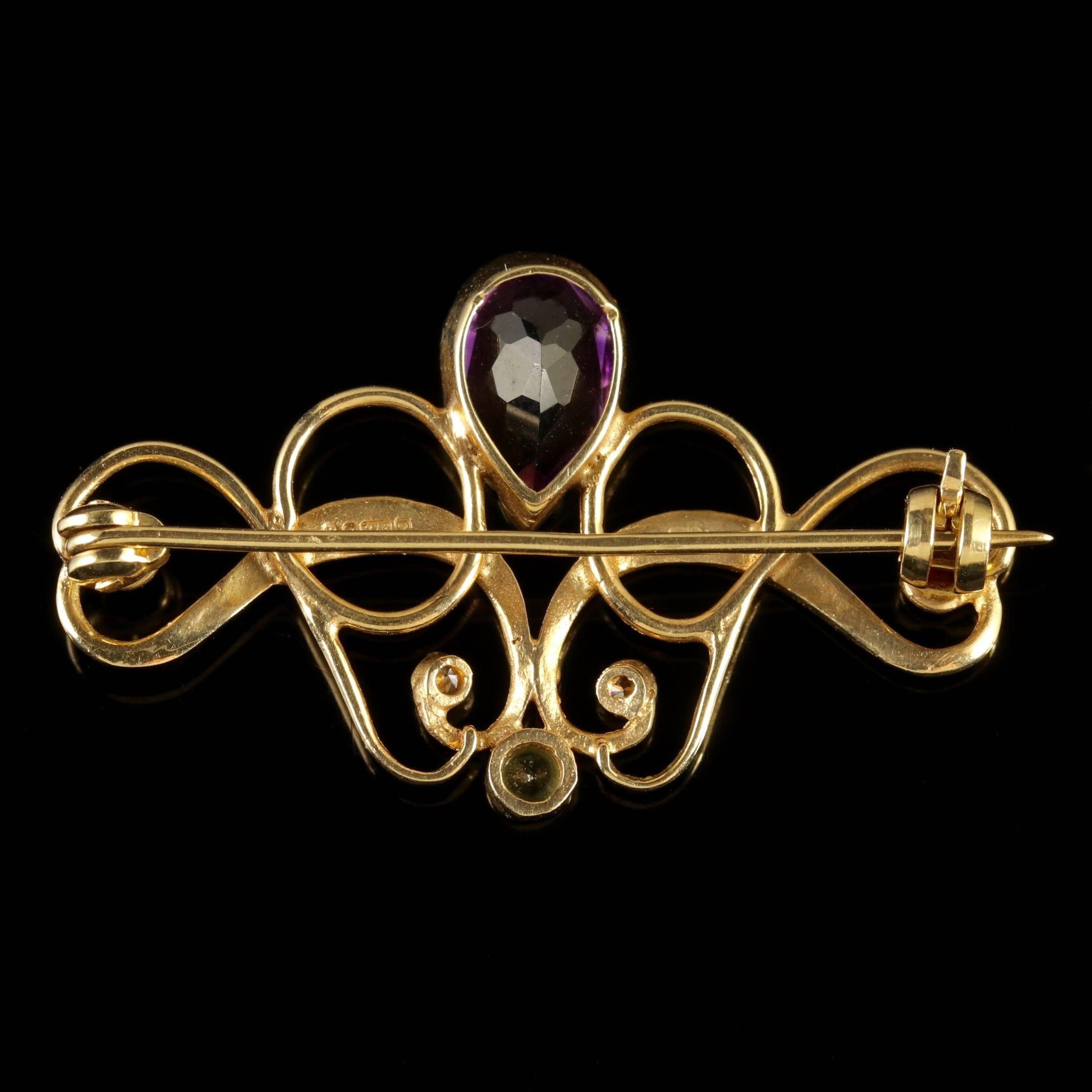 To read more please click continue reading below-

This fabulous antique Victorian 9ct Yellow Gold Suffragette brooch is Circa 1900.

Suffragettes liked to be depicted as feminine, their jewellery popularly consisted of Violet Green and White