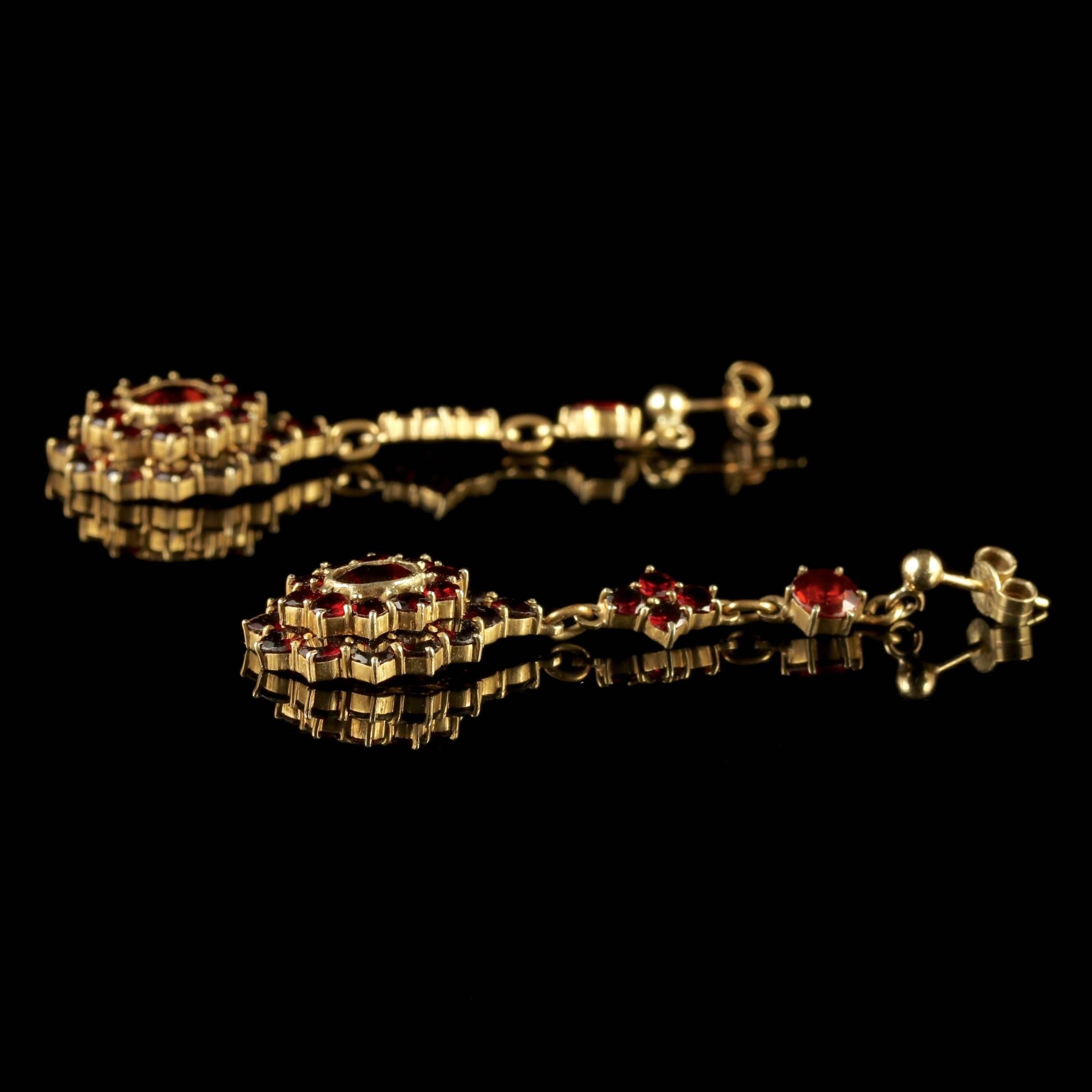 Antique Victorian Bohemian Garnet Gold Long Drop Earrings, circa 1900 1
