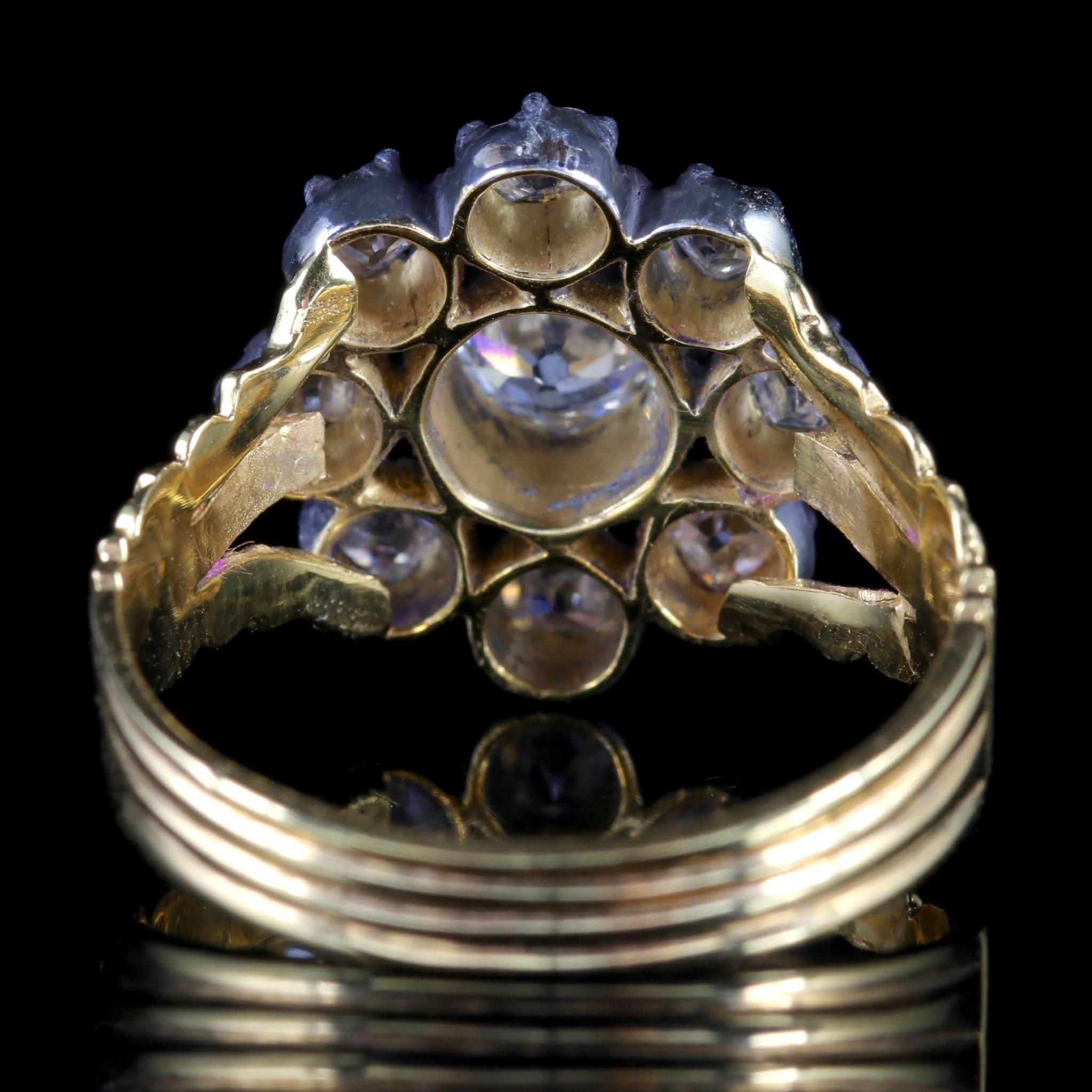 Antique Georgian 18 Carat Gold Diamond Cluster Ring, circa 1780 In Excellent Condition For Sale In Lancaster, Lancashire