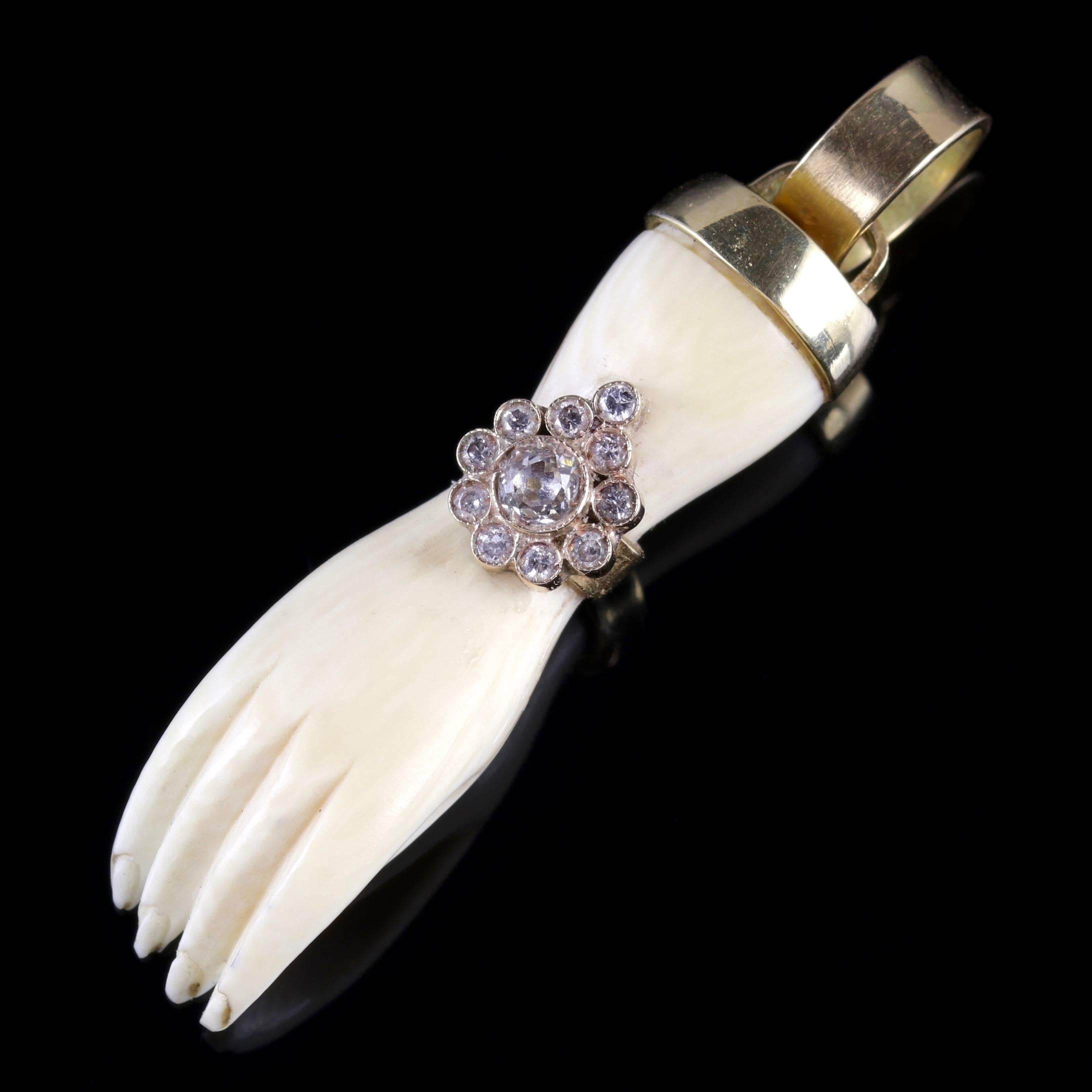 Antique Georgian Hand-Carved Diamond Mudra Bone Pendant, circa 1760 In Excellent Condition In Lancaster, Lancashire