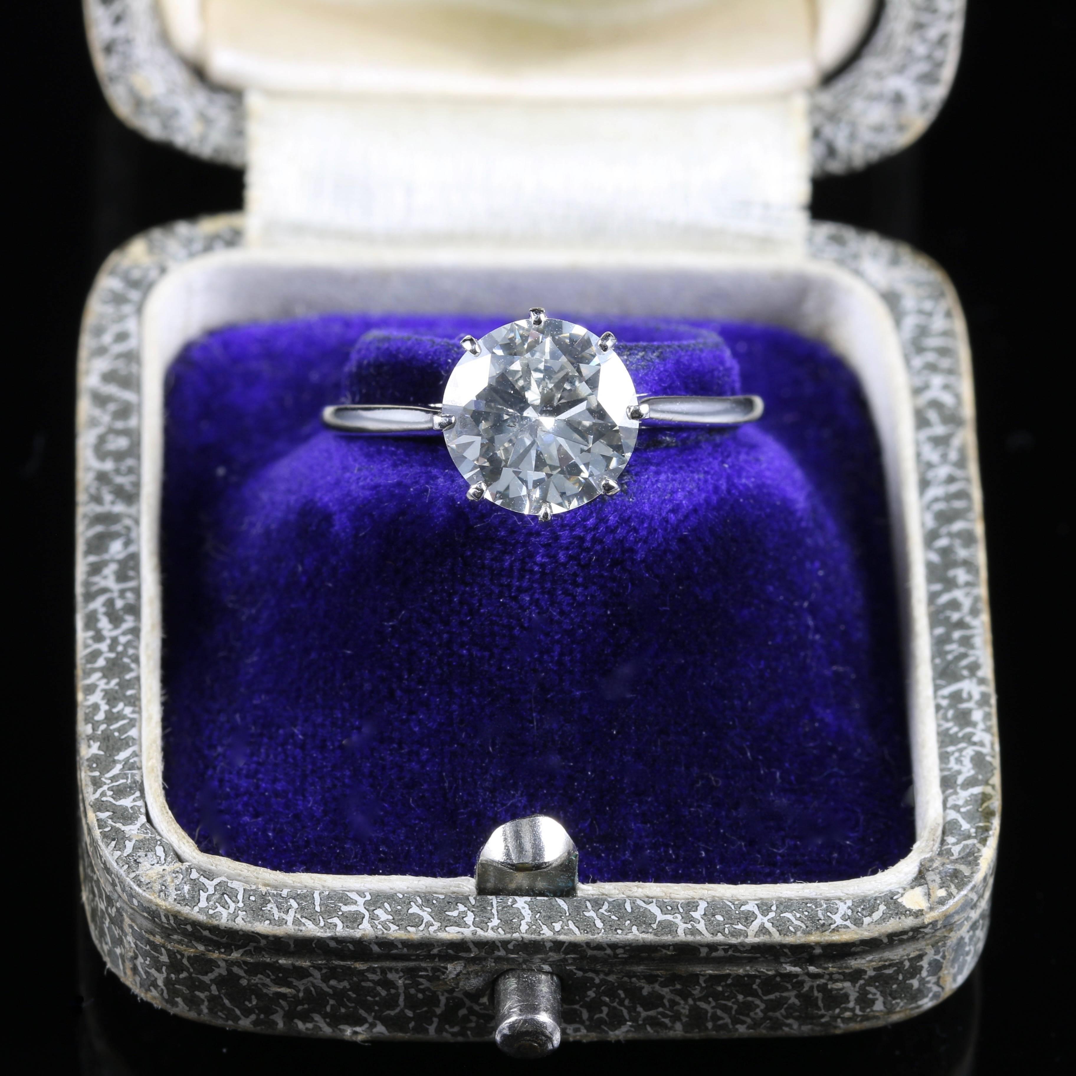 Women's Antique Diamond Solitaire Ring 2.30 Carat Platinum Engagement Ring, circa 1910
